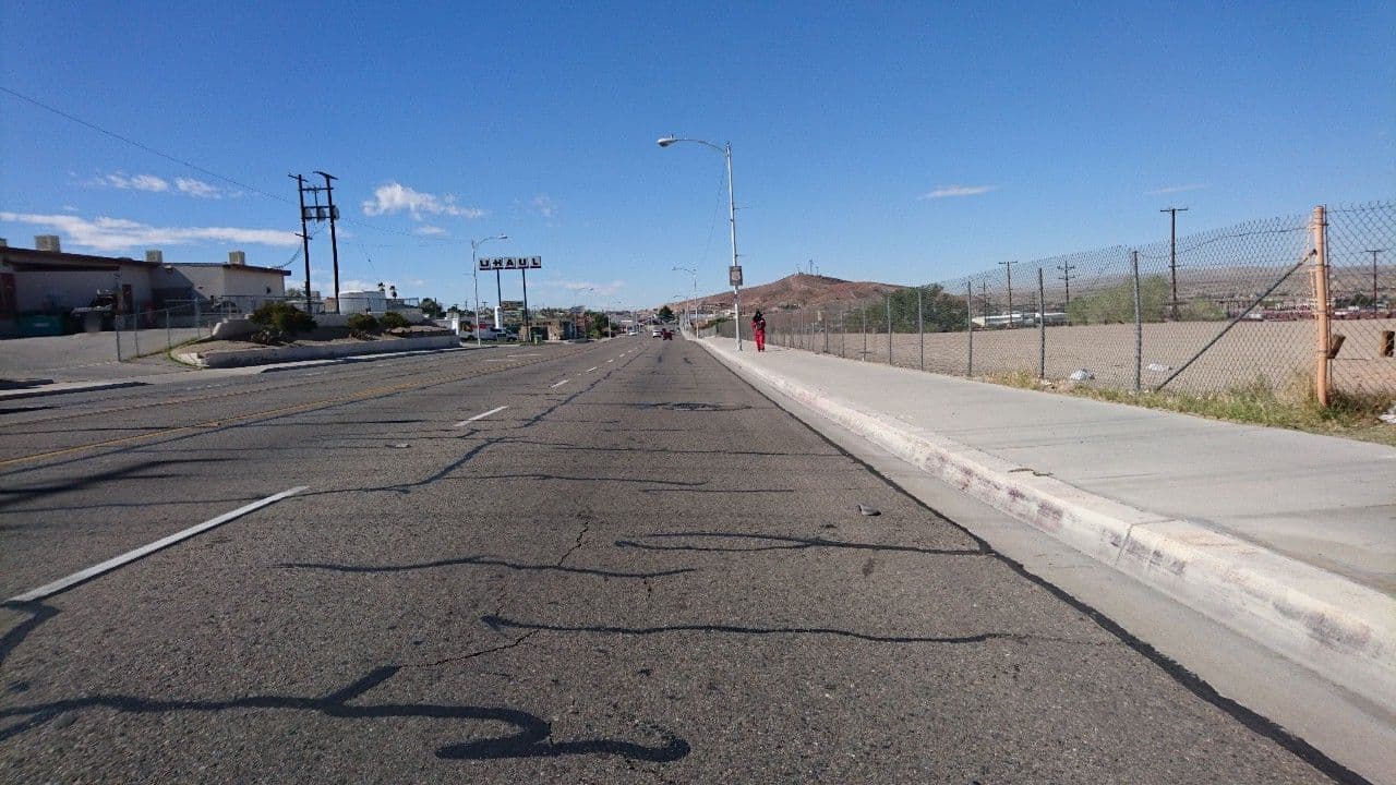 Street view near Stardust Inn, Barstow — © voschix (CC BY-SA · Mapillary)