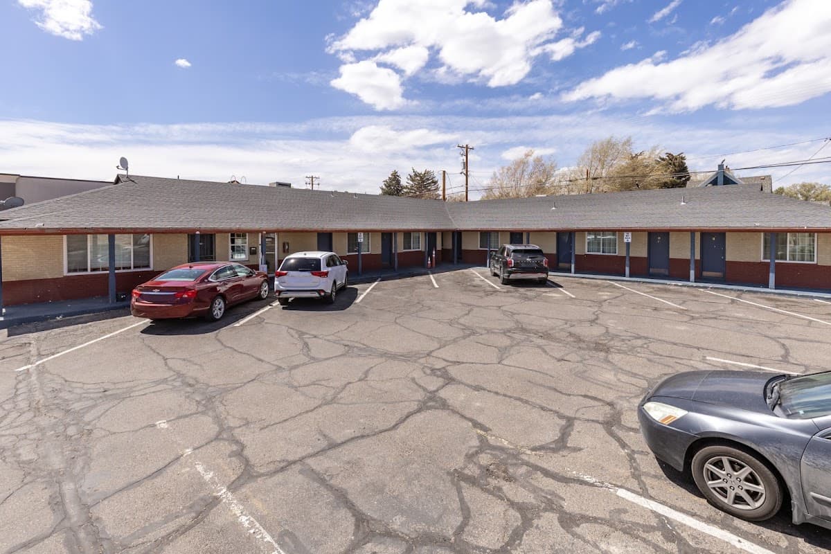 Travelers Motel, Motel in Elko