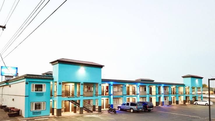 Holiday Lodge Motel, Motel in Salem
