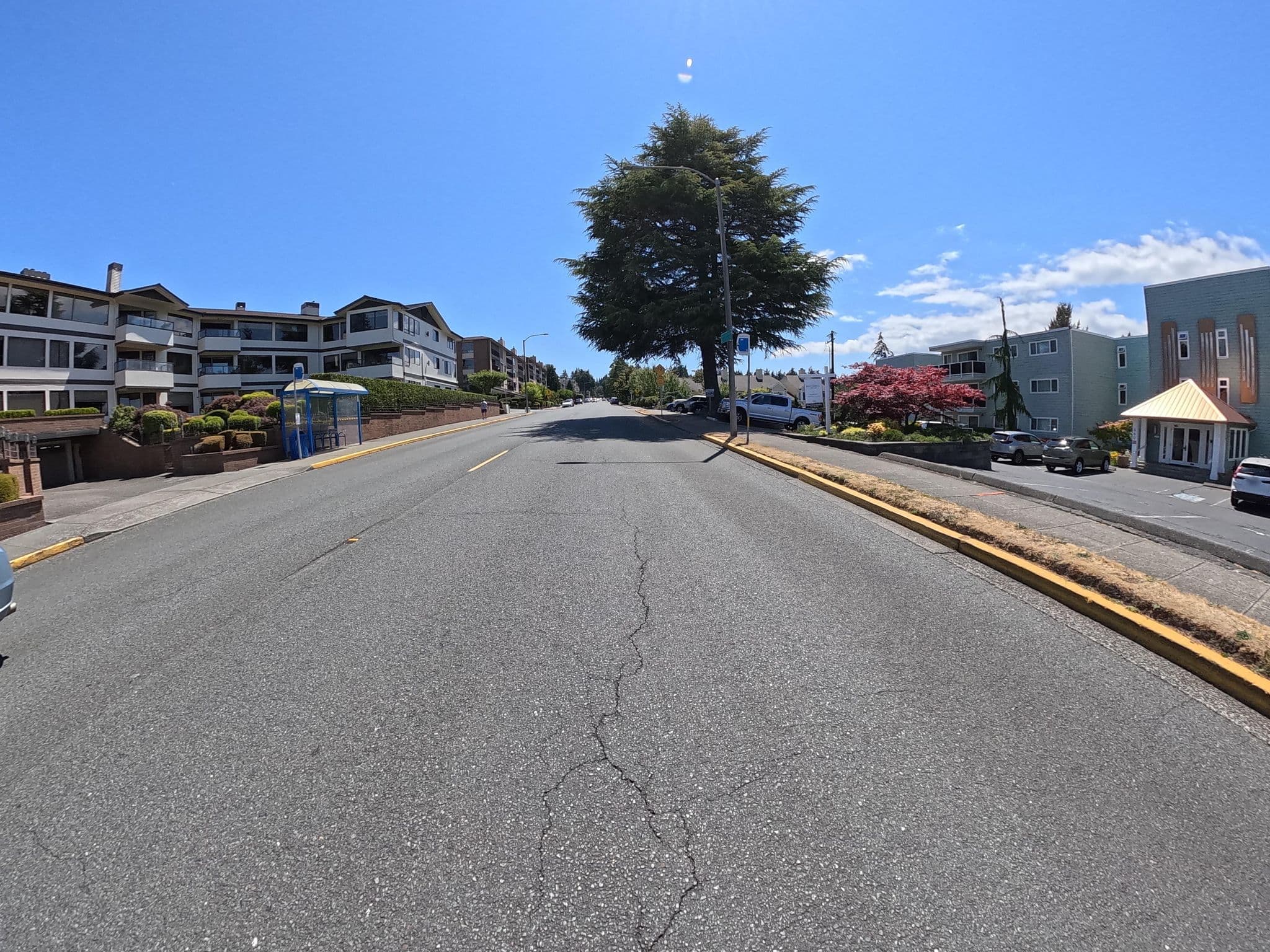 Street view near Emerald Quest, Edmonds — © natfoot (CC BY-SA · Mapillary)