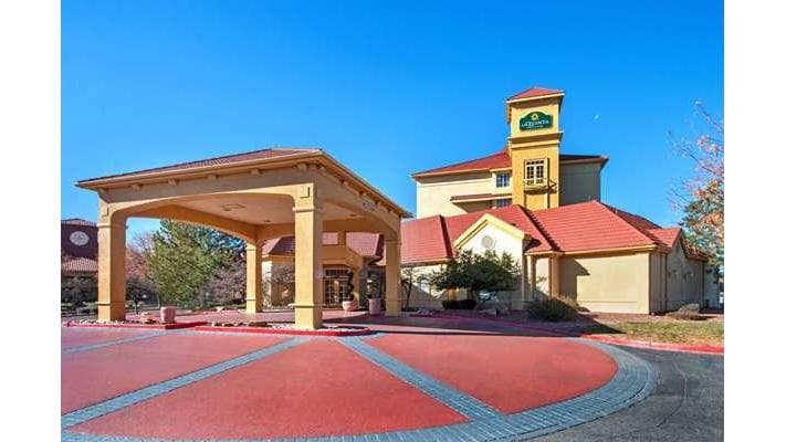La Quinta Inn & Suites by Wyndham Albuquerque West, Hotel in Albuquerque