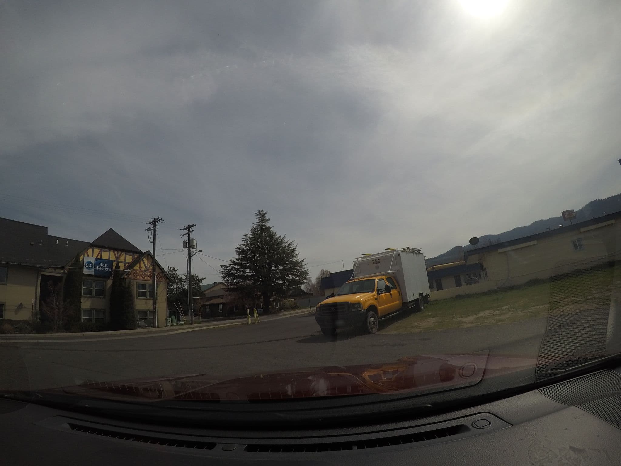 Street view near Relax Inn, Talent — © evansiroky (CC BY-SA · Mapillary)