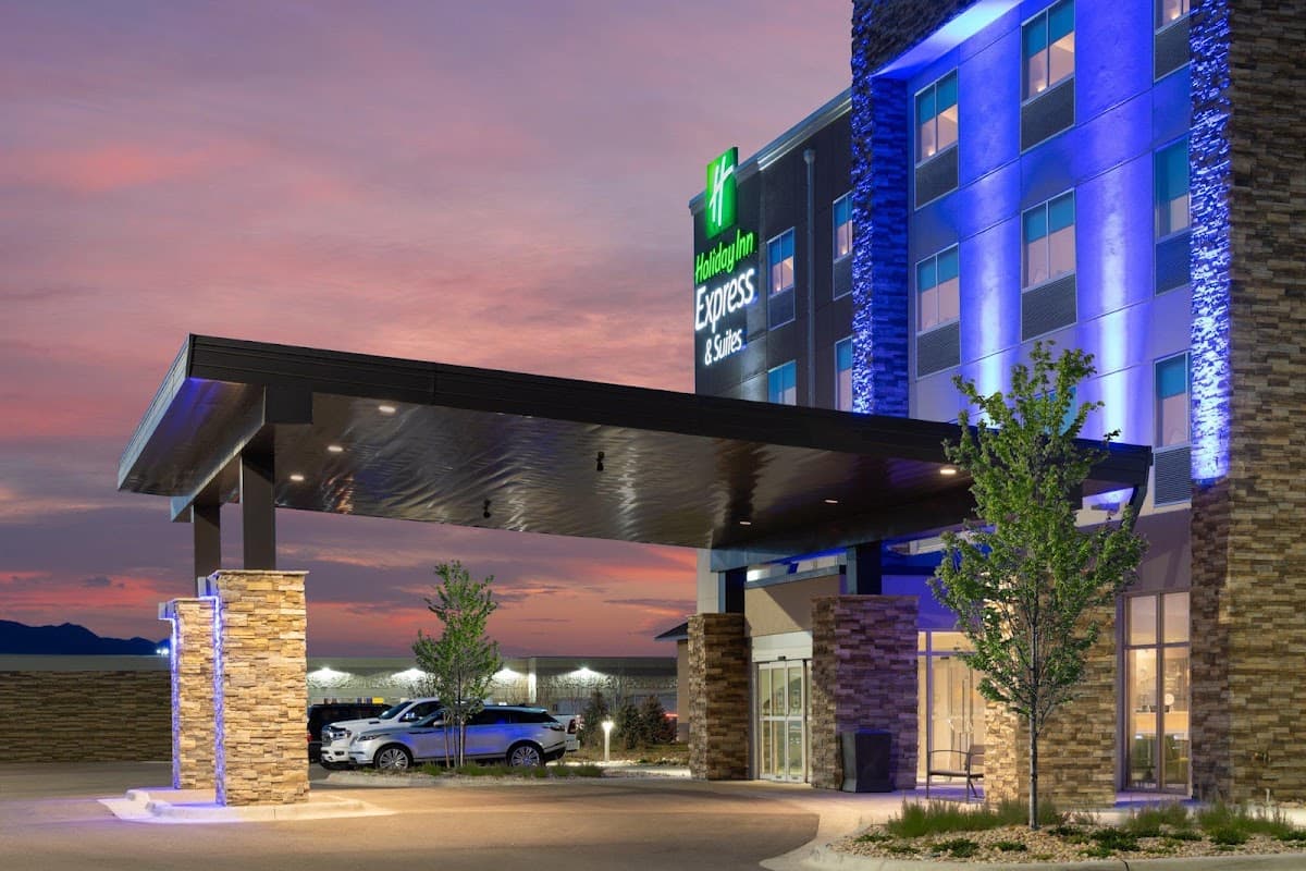 Holiday Inn Express & Suites Colorado Springs South I-25, Hotel in Stratmoor