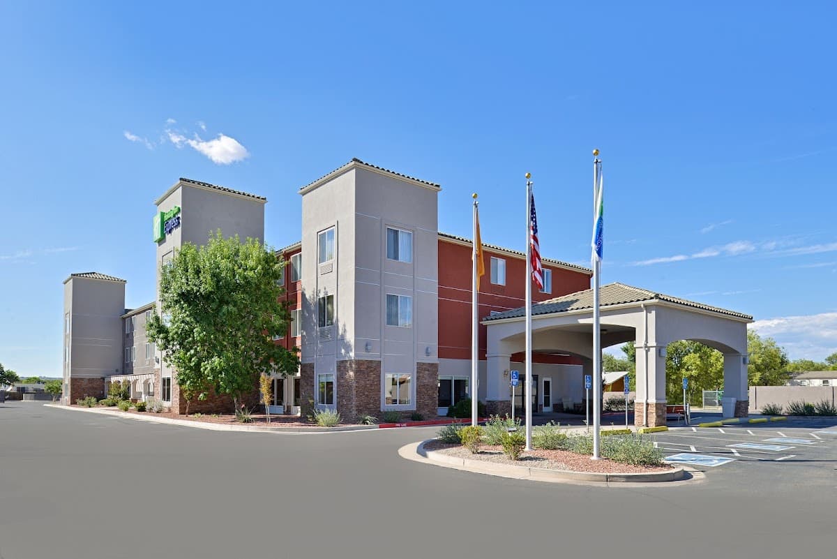 Holiday Inn Express, Hotel in Bernalillo