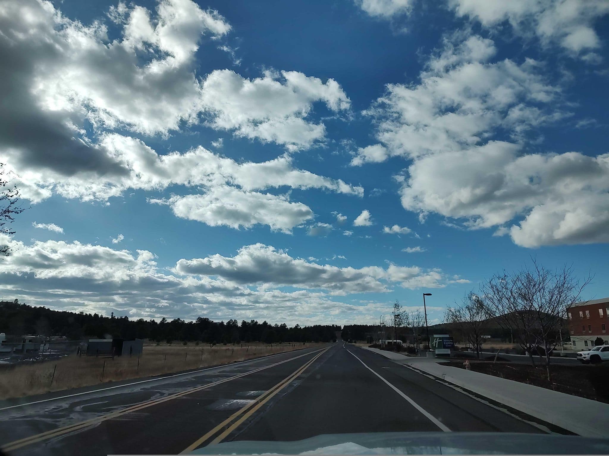 Street view near La Quinta Inn & Suites Williams - Grand Canyon Area, Parks — © nmixter (CC BY-SA · Mapillary)