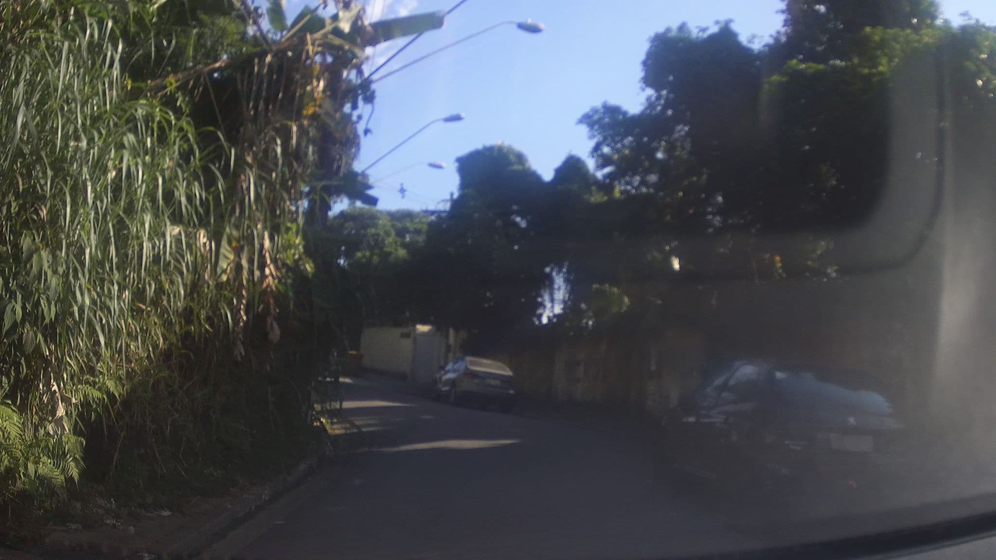 Street view near Ilha Porchat Hotel, São Vicente — © marciosampaio (CC BY-SA · Mapillary)