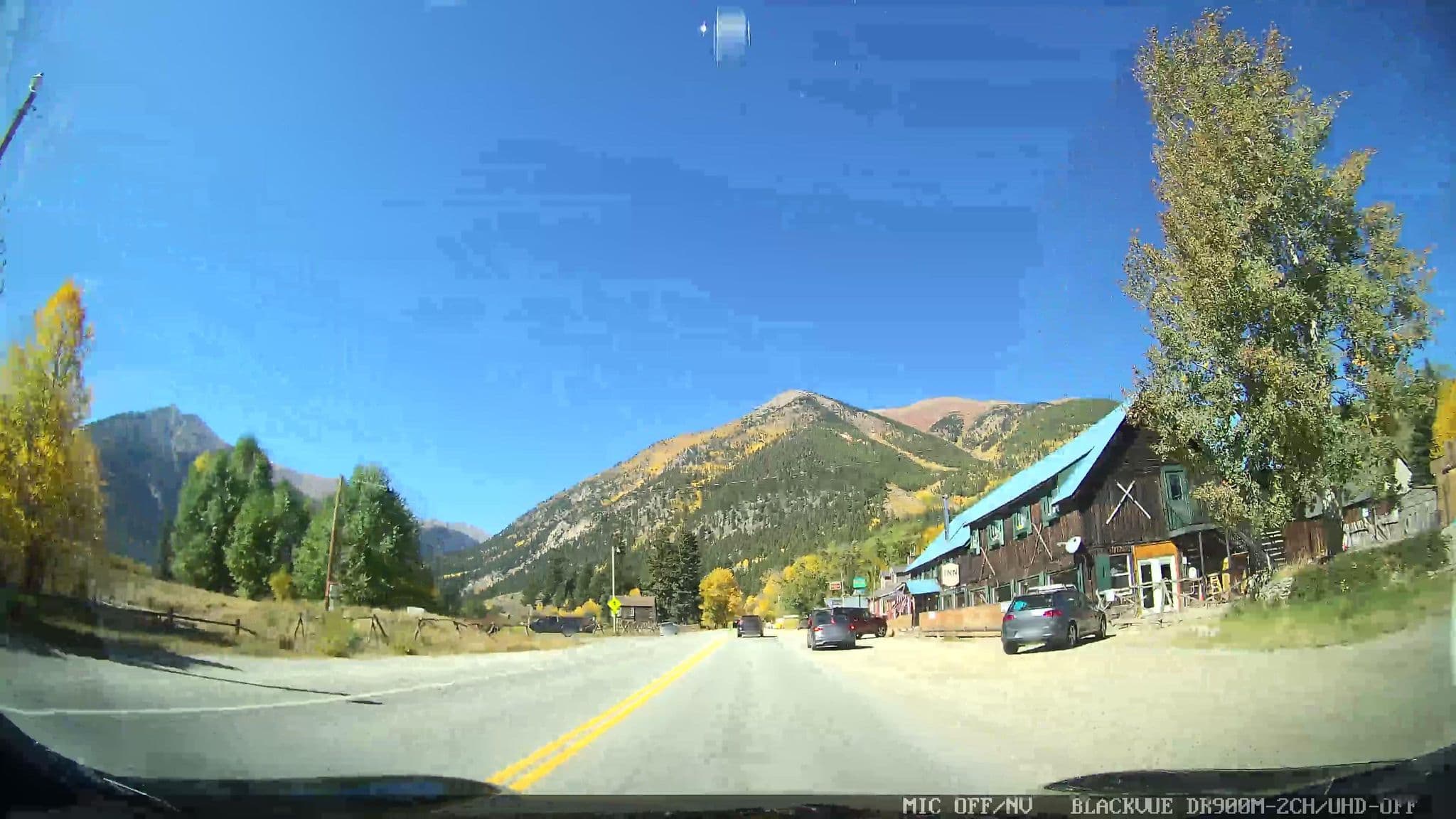 Street view near Twin Lakes Roadhouse Lodge, Leadville — © muthu (CC BY-SA · Mapillary)