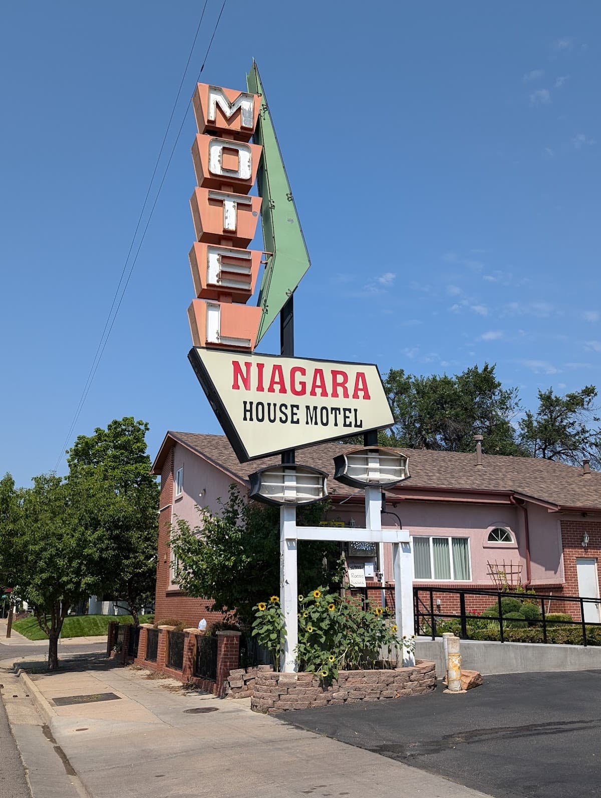 Niagara House Motel, Motel in Denver