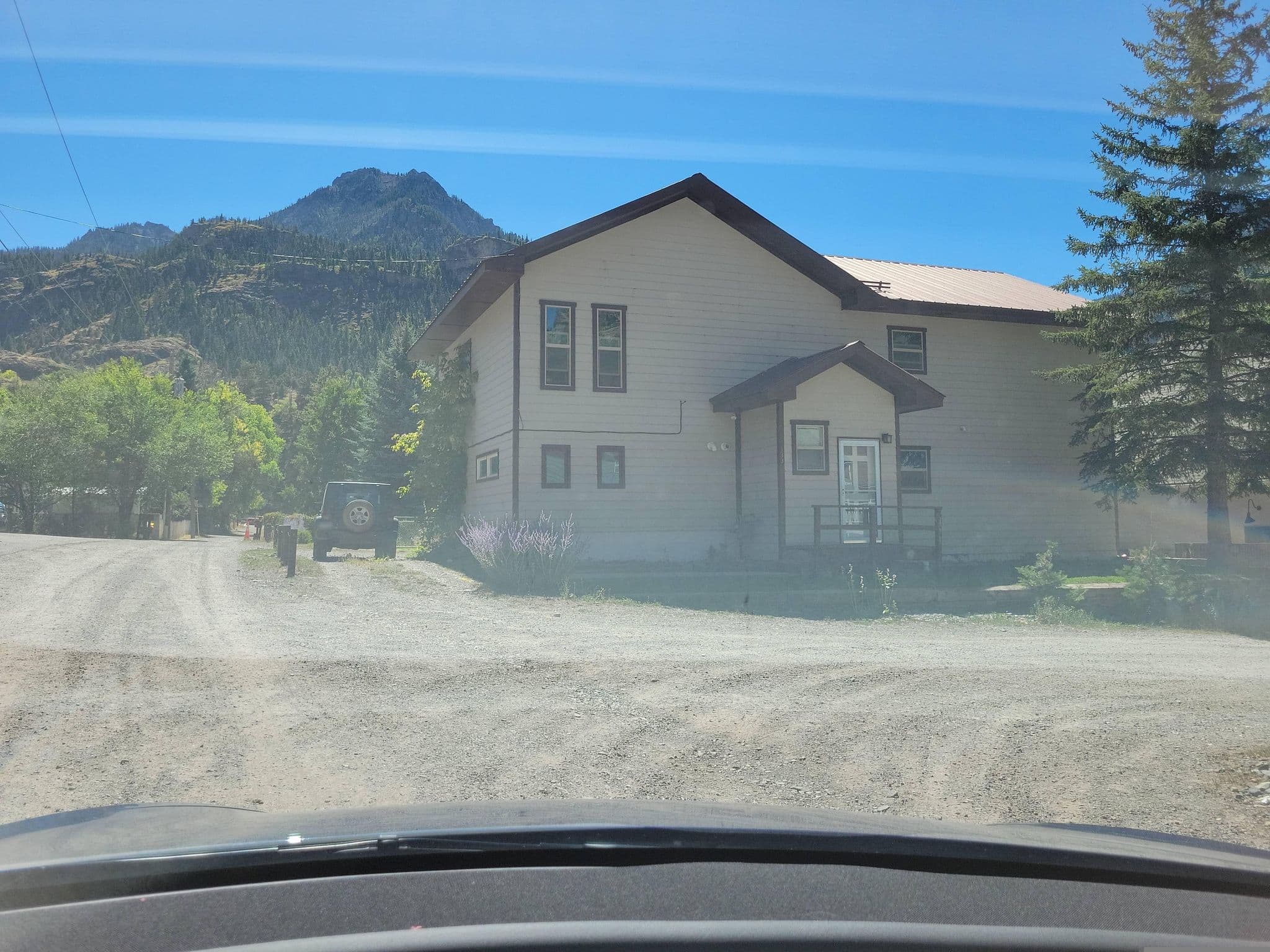 Street view near Quality Inn, Ouray — © Montrose_Lyle (CC BY-SA · Mapillary)