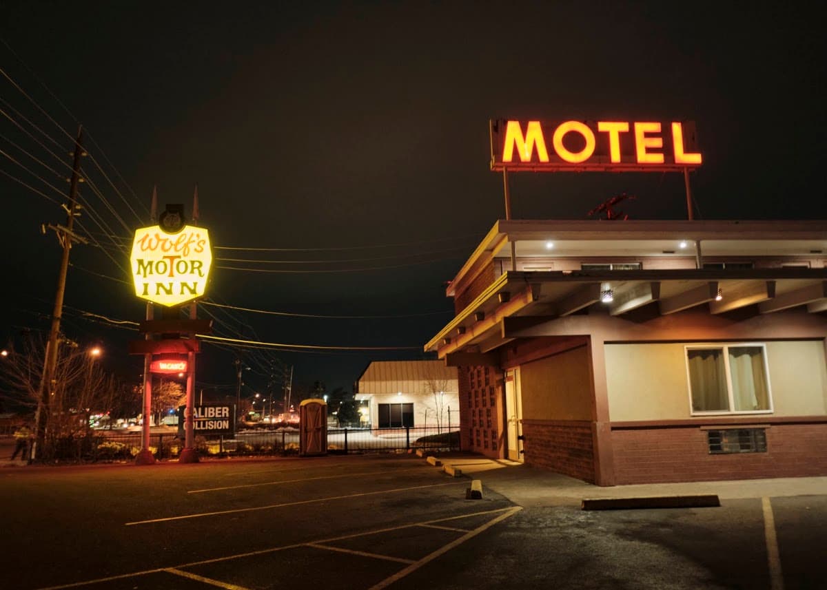 Wolf's Motor Inn, Motel in Aurora