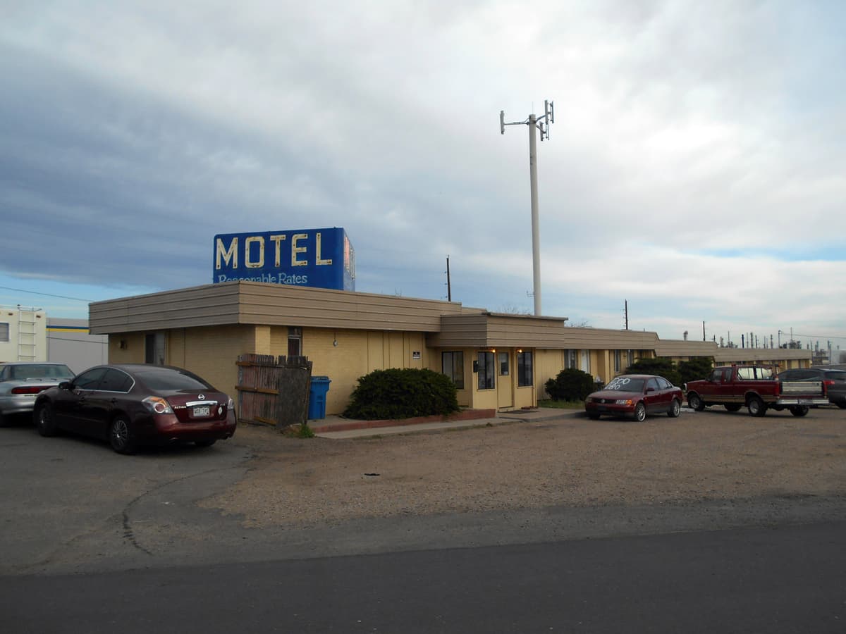 Triple A Motel, Motel in Commerce City
