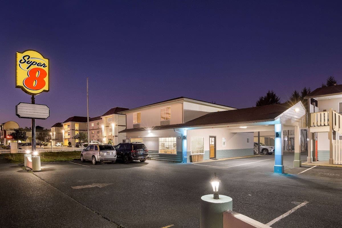 Super 8 by Wyndham Crescent City, Motel in Bertsch-Oceanview