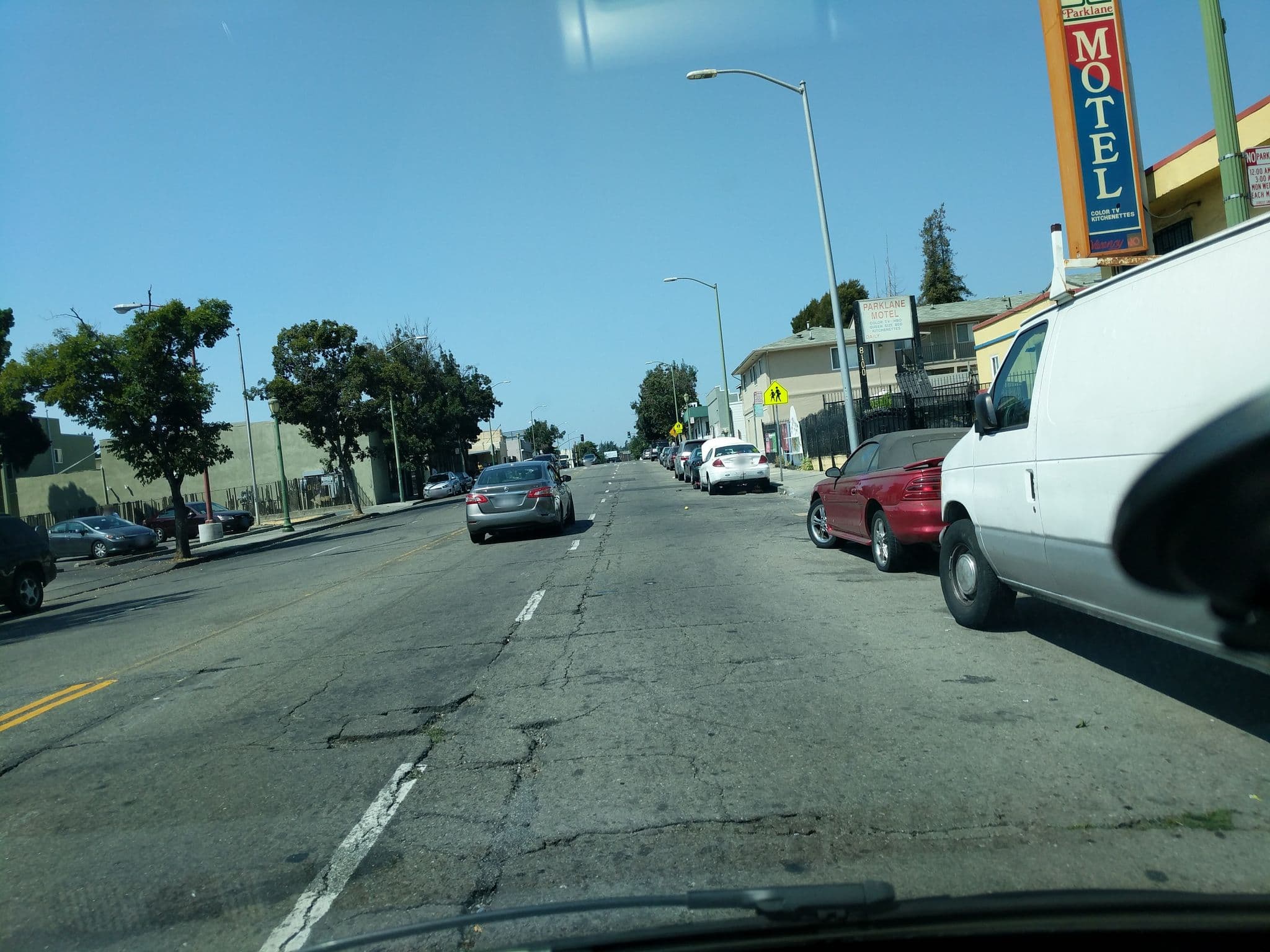Street view near Park Lane Motel, San Leandro — © daryldarko (CC BY-SA · Mapillary)