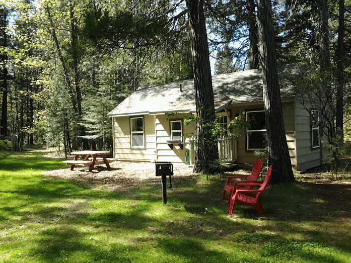 Grace Lake Resort Lassen Lodging, Guesthouse in Shingletown