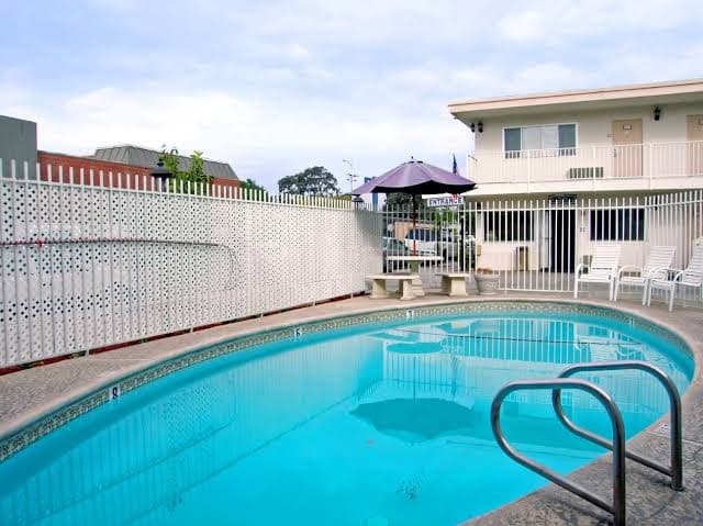 Americas Best Value Inn Hotel Visalia, Motel in Visalia