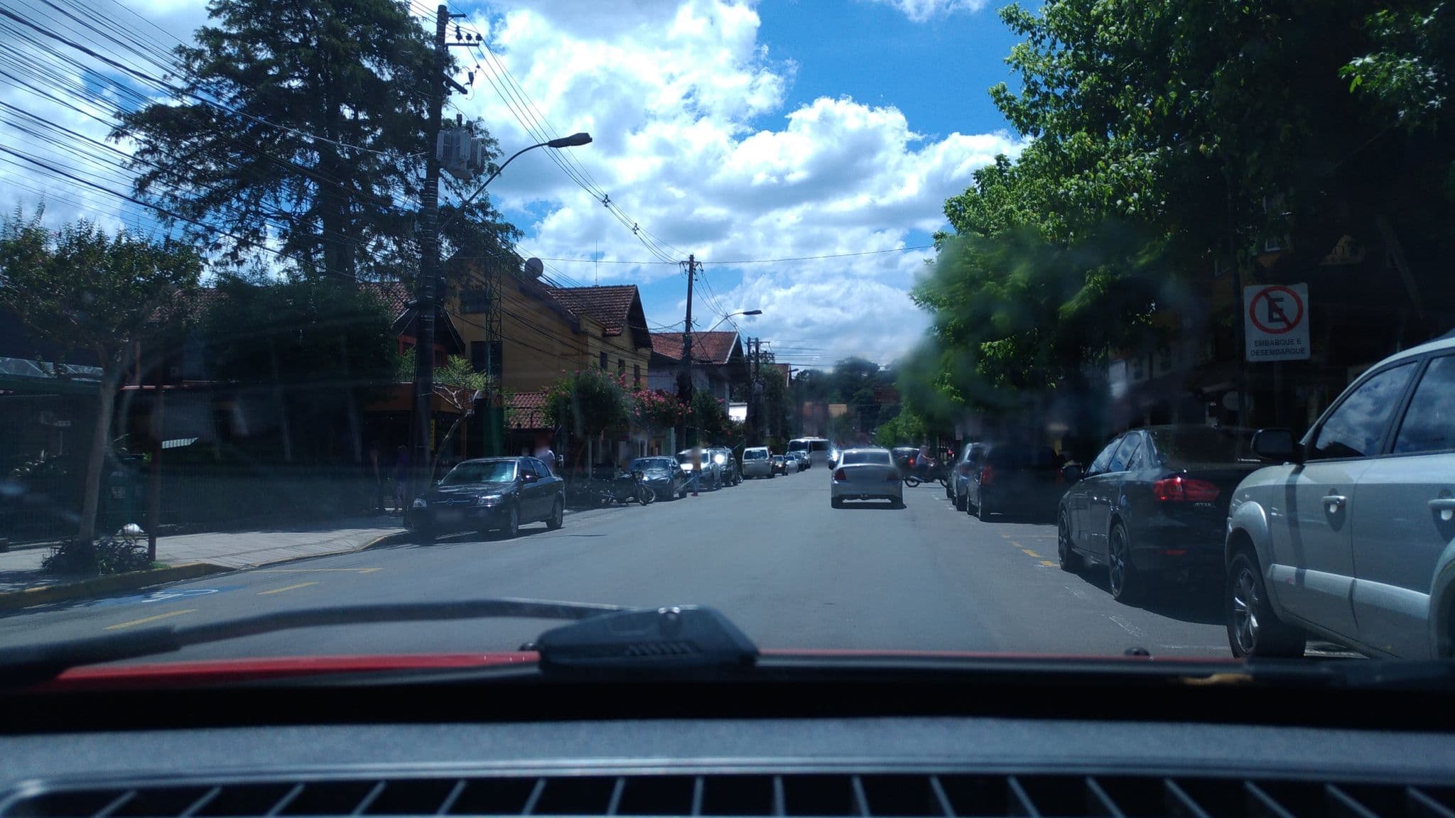 Street view near Hotel Petit Casa da Montanha, Gramado — © viniciusgrassi (CC BY-SA · Mapillary)