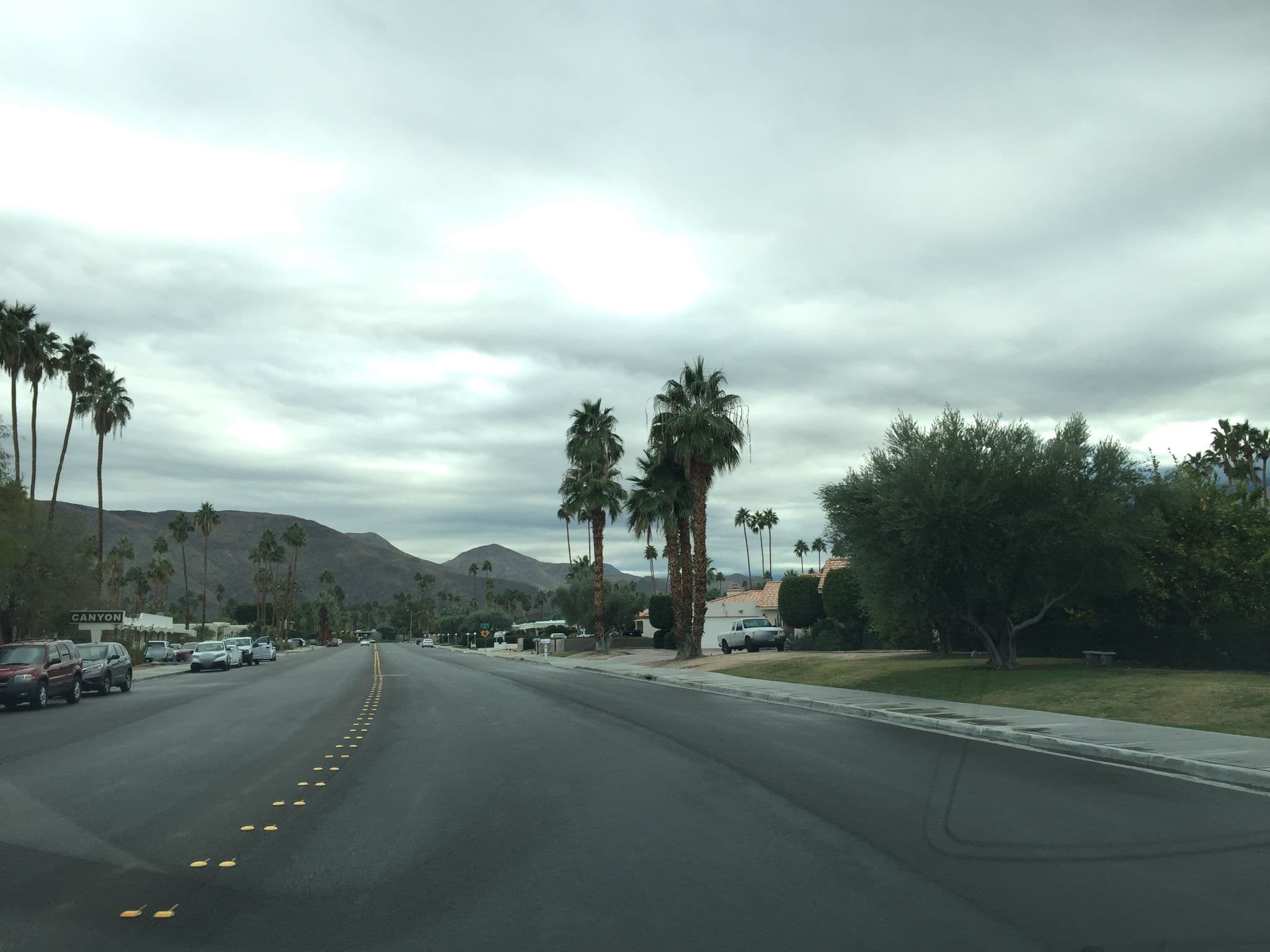 Street view near Twin Palms Resort, Palm Springs