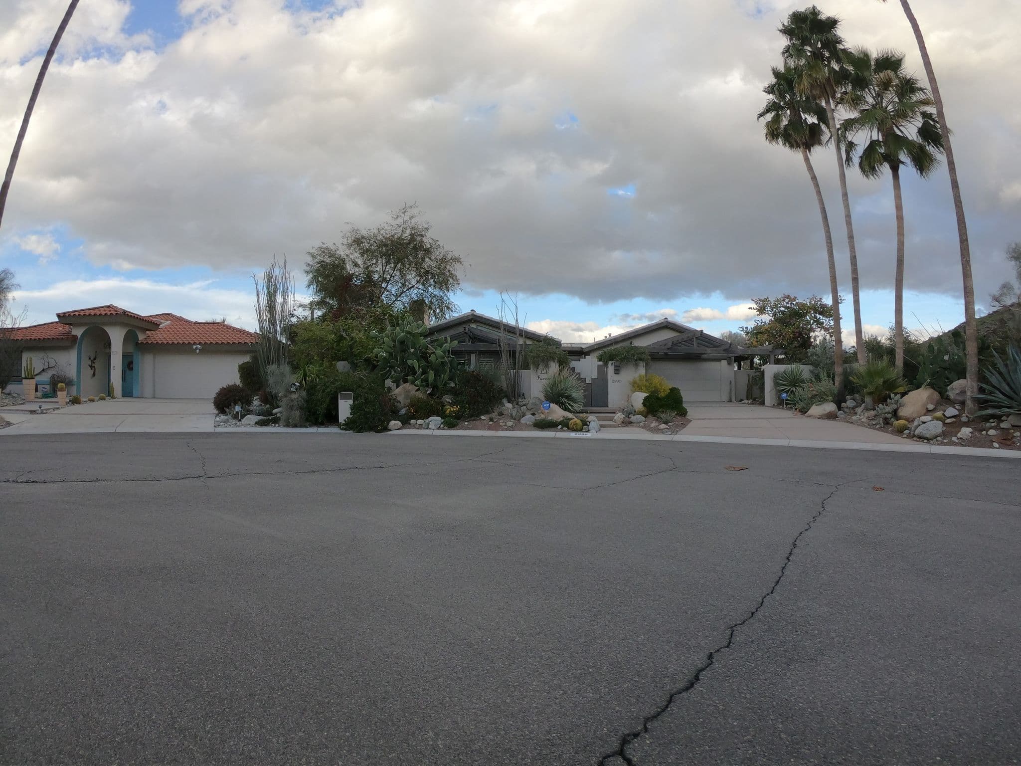 Street view near Las Fuentes Inn and Gardens, Palm Springs