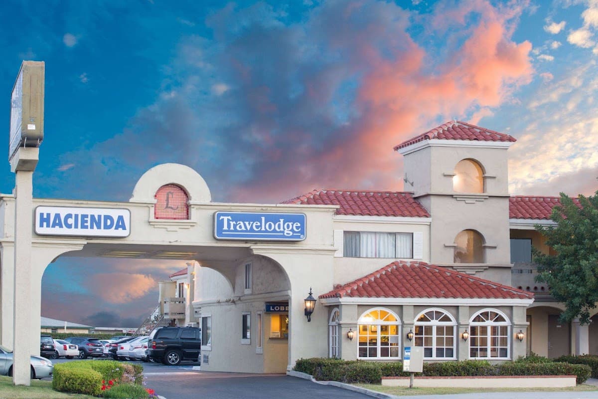 Travelodge Costa Mesa Newport Beach Hacienda, Hotel in Costa Mesa