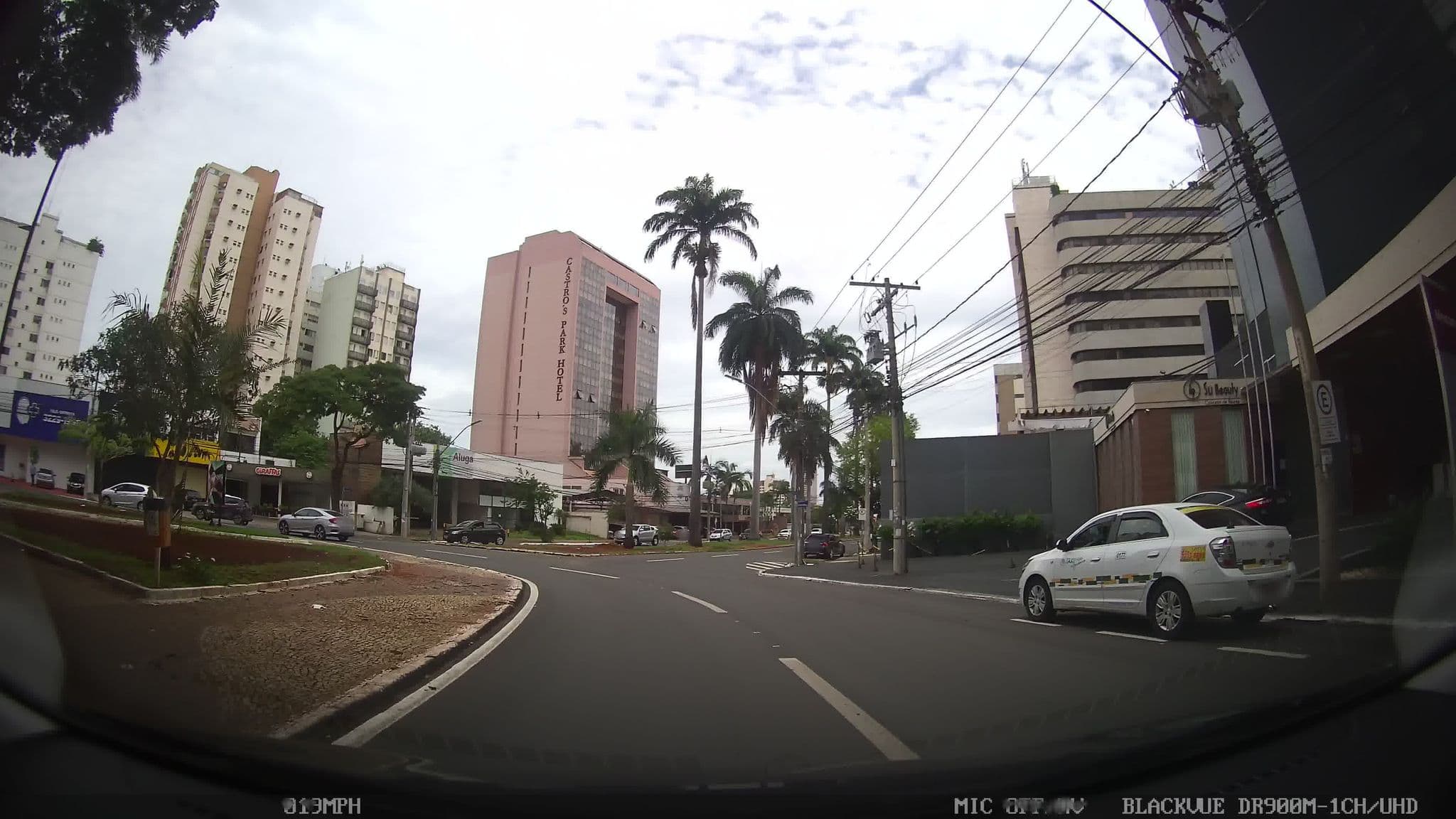 Street view near Oft Alfre Hotels, Goiânia — © kaart_4 (CC BY-SA · Mapillary)