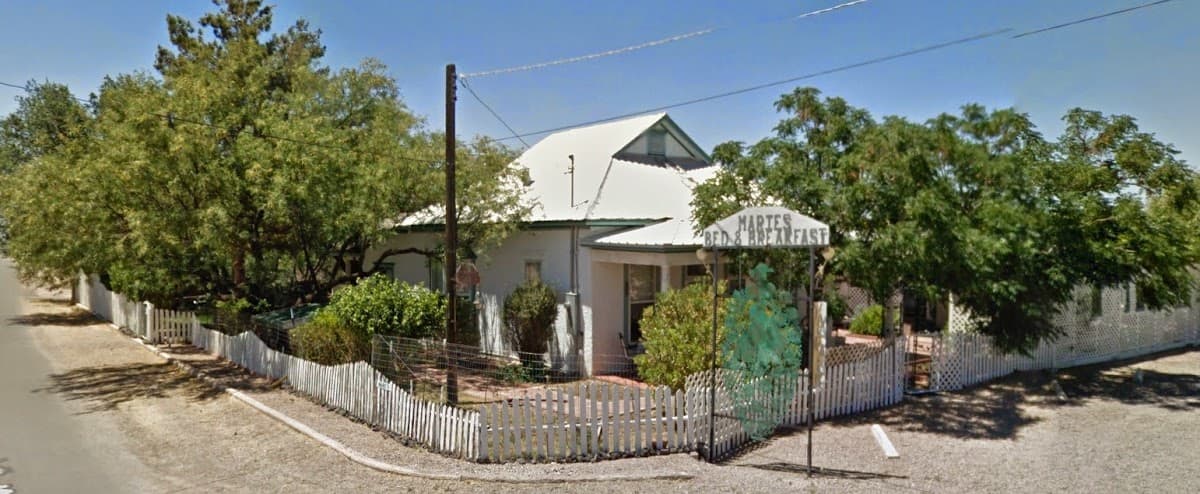 Marie's Engaging Bed and Breakfast, Bed & Breakfast in Tombstone