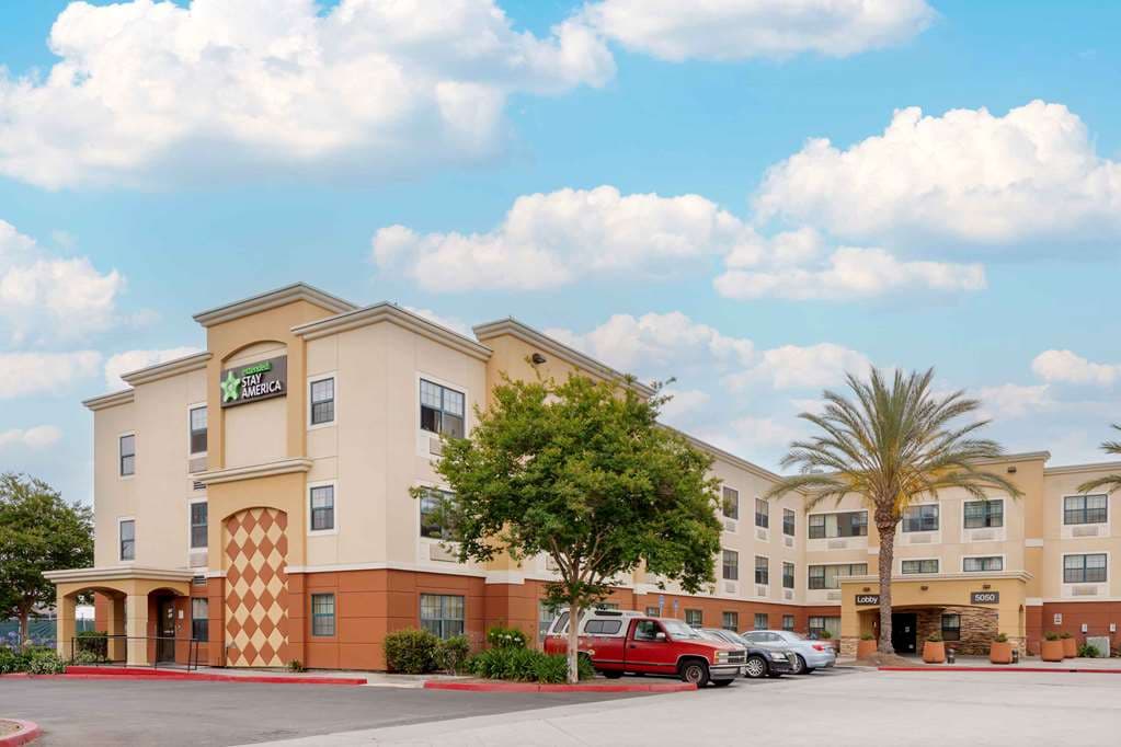 Extended Stay America - Orange County - Huntington Beach, Hotel in Midway City