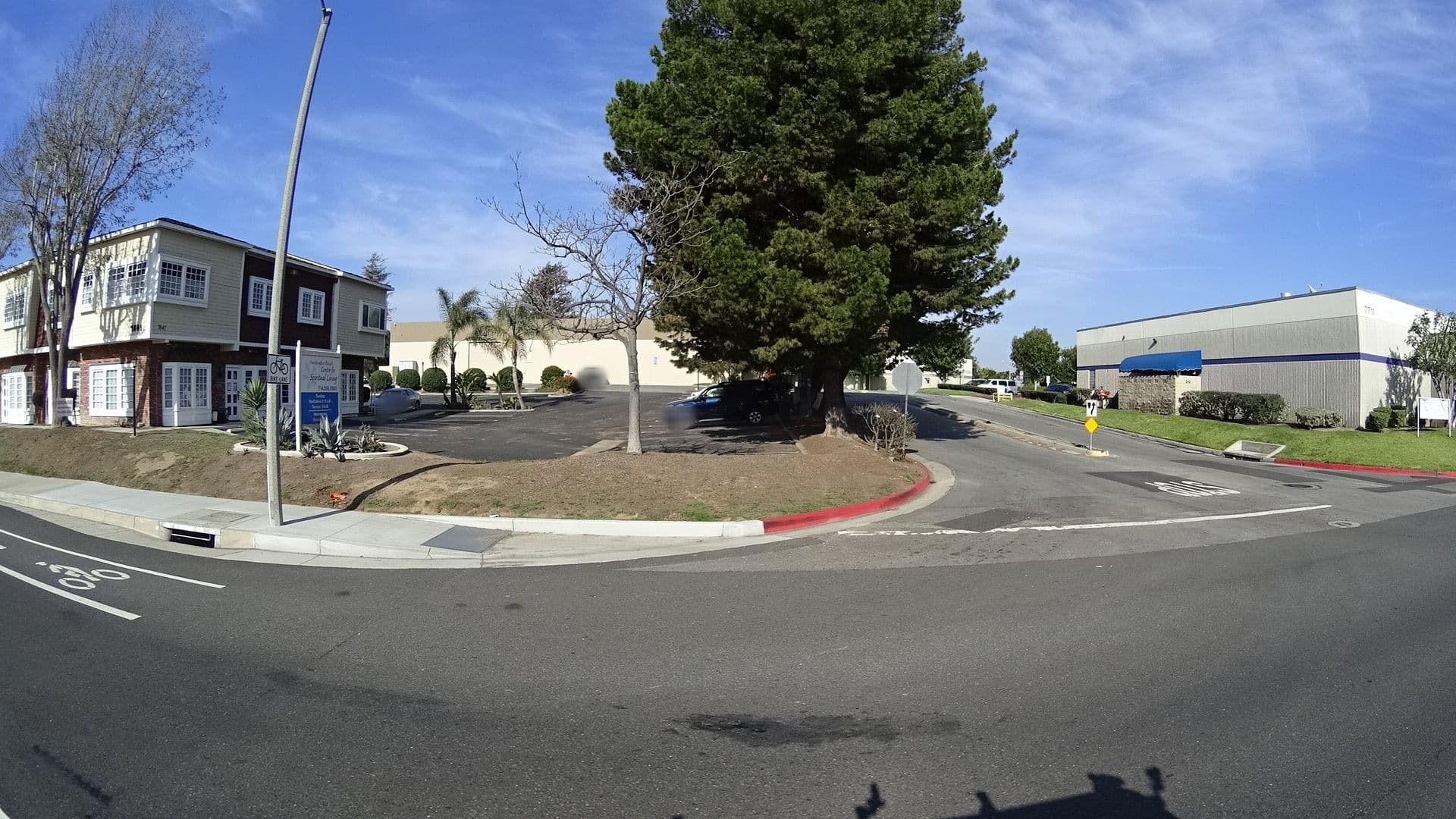 Street view near Elks Lodge, Fountain Valley — © marker_geo (CC BY-SA · Mapillary)