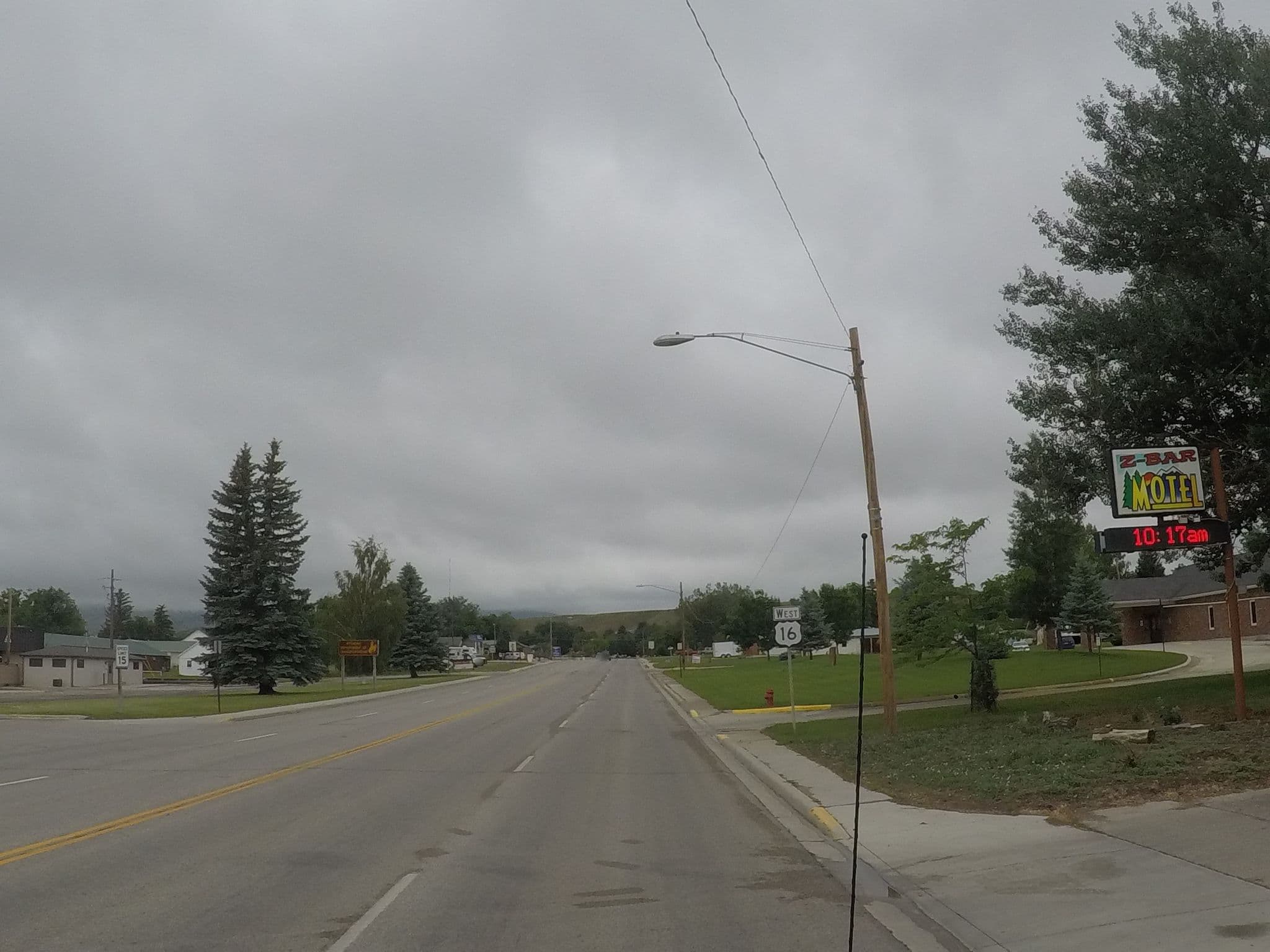 Street view near Z Bar Cabins and Motel, Sheridan — © chrisbeddow (CC BY-SA · Mapillary)