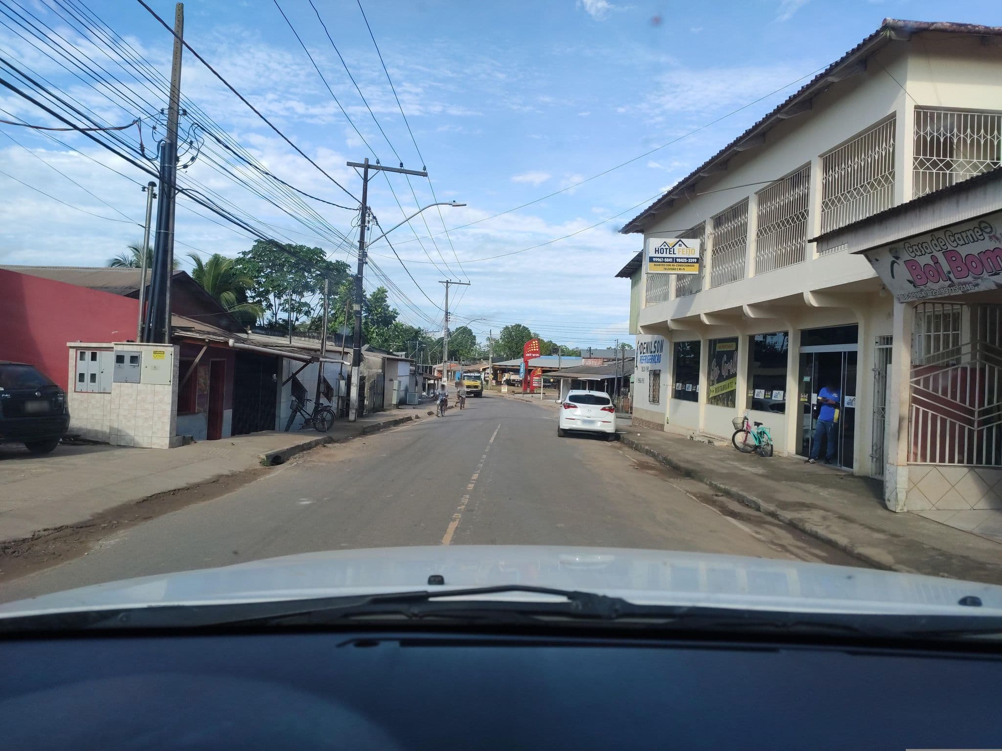 Street view near Hotel Feijo, Feijó — © jctubeacre (CC BY-SA · Mapillary)