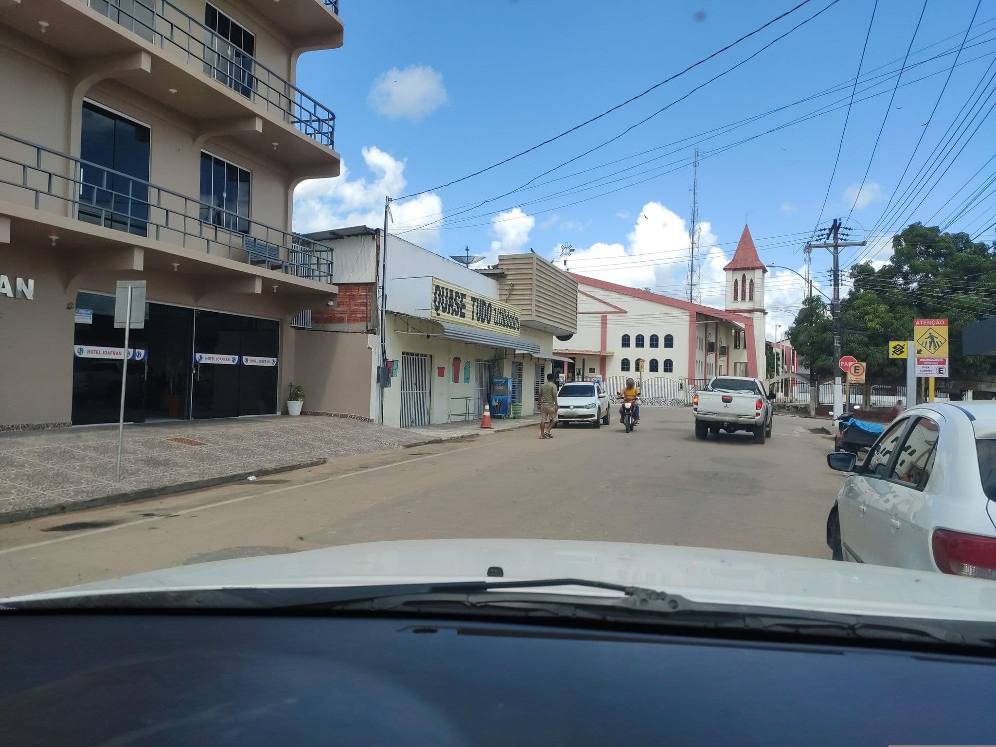 Street view near Hotel JOAFRAN, Feijó — © jctubeacre (CC BY-SA · Mapillary)