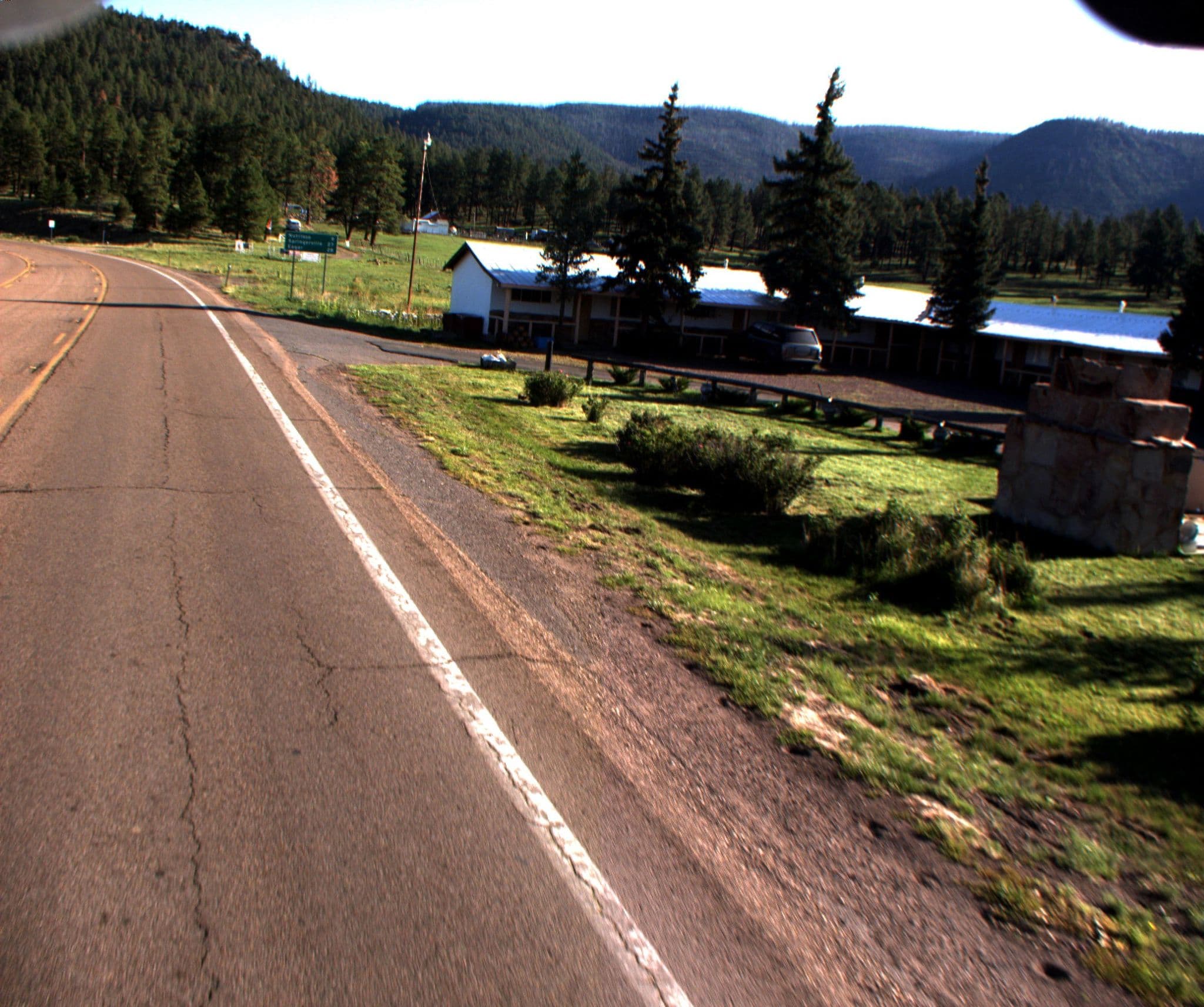 Street view near Sportsmans Lodge, Eagar — © adotgis (CC BY-SA · Mapillary)