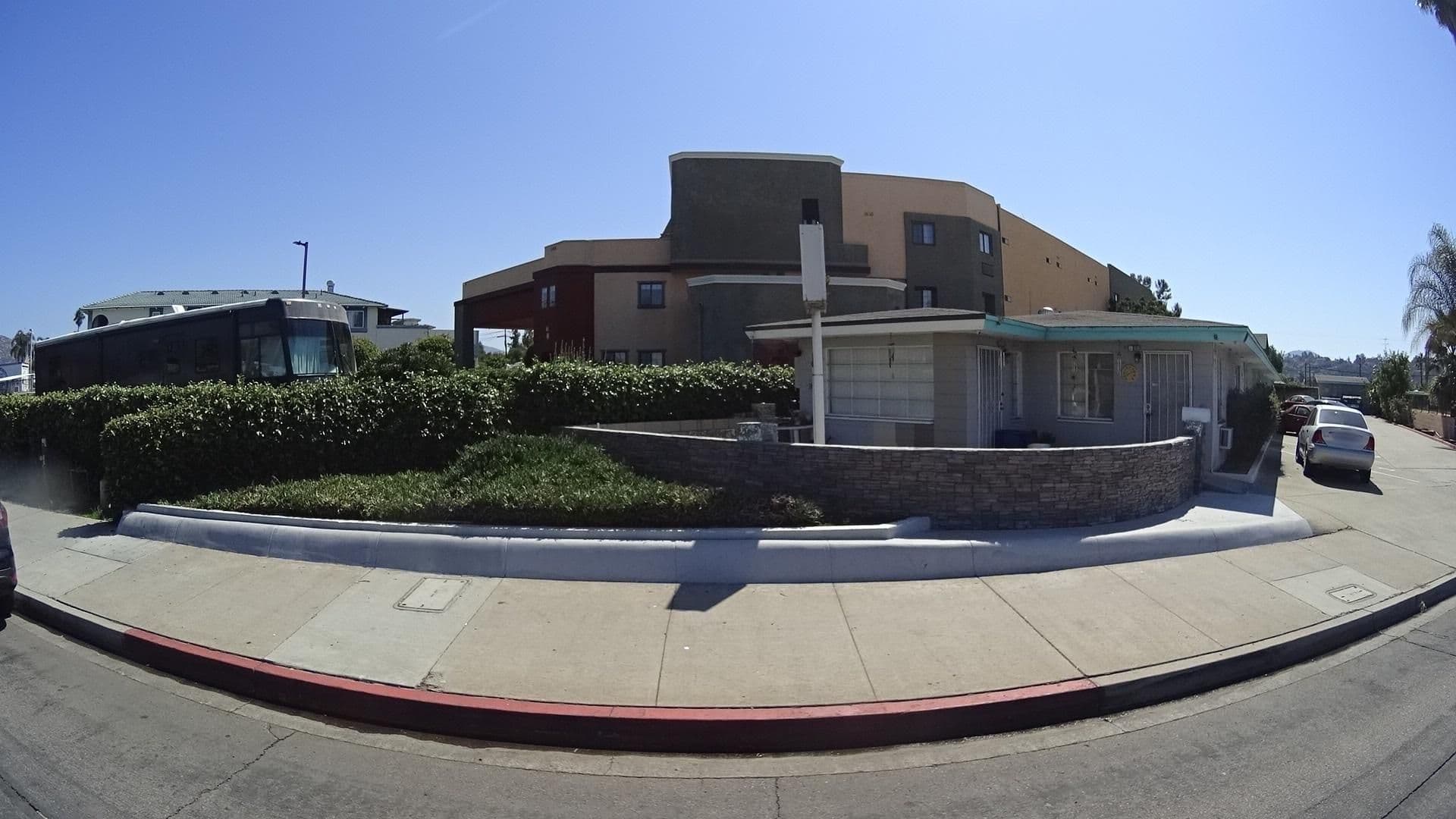 Street view near Palm Residence Motel, Bostonia — © marker_geo (CC BY-SA · Mapillary)