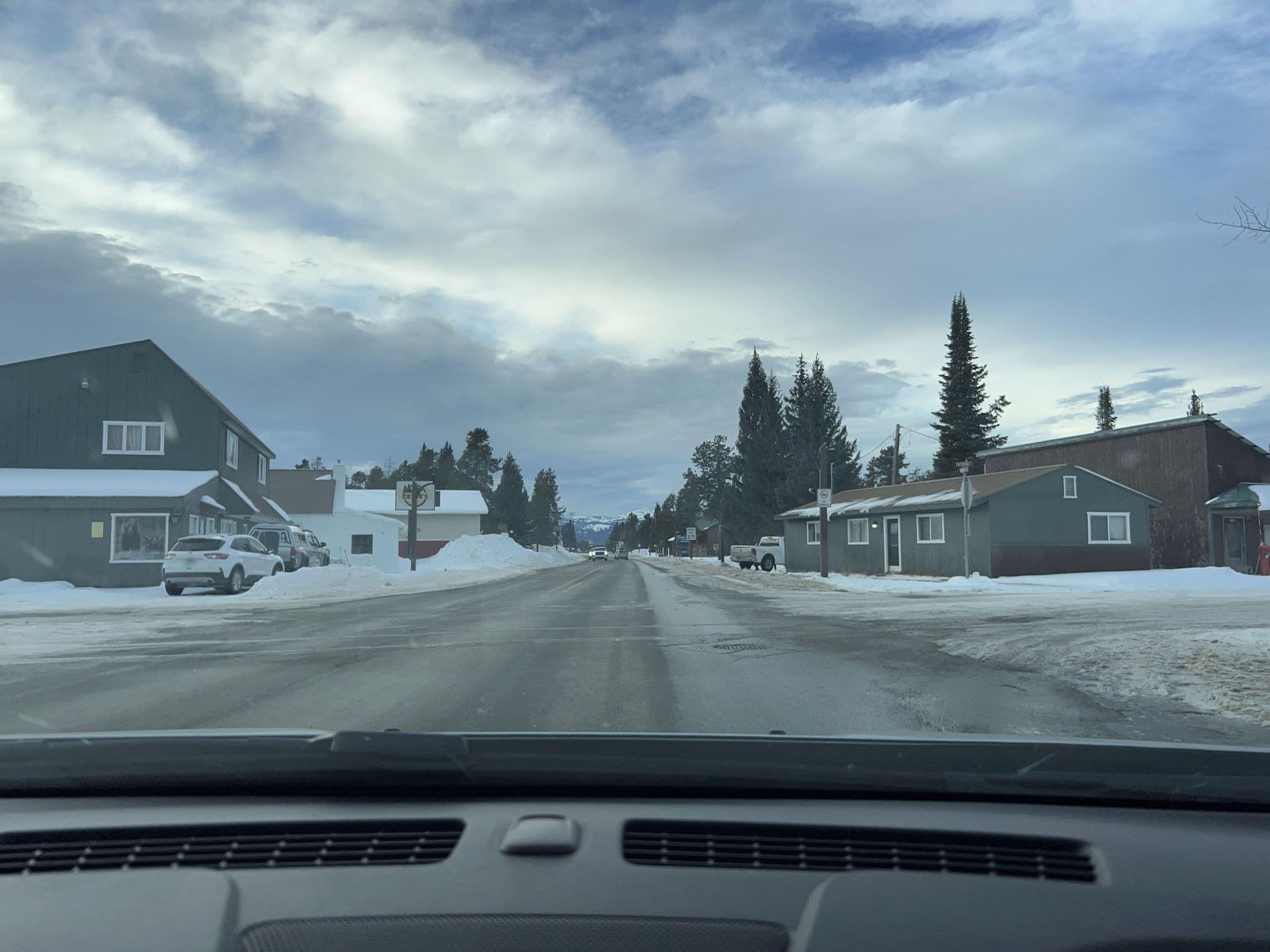Street view near Buffalo Bar, West Yellowstone