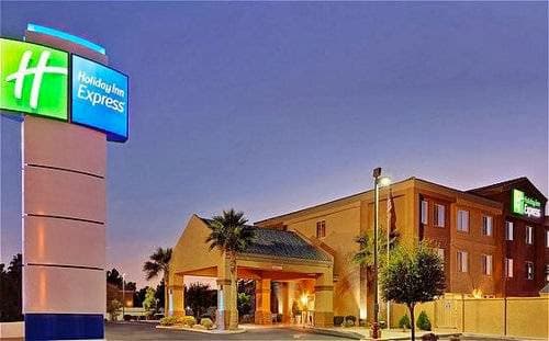 Holiday Inn Express Las Vegas - Nellis, Hotel in Nellis Air Force Base