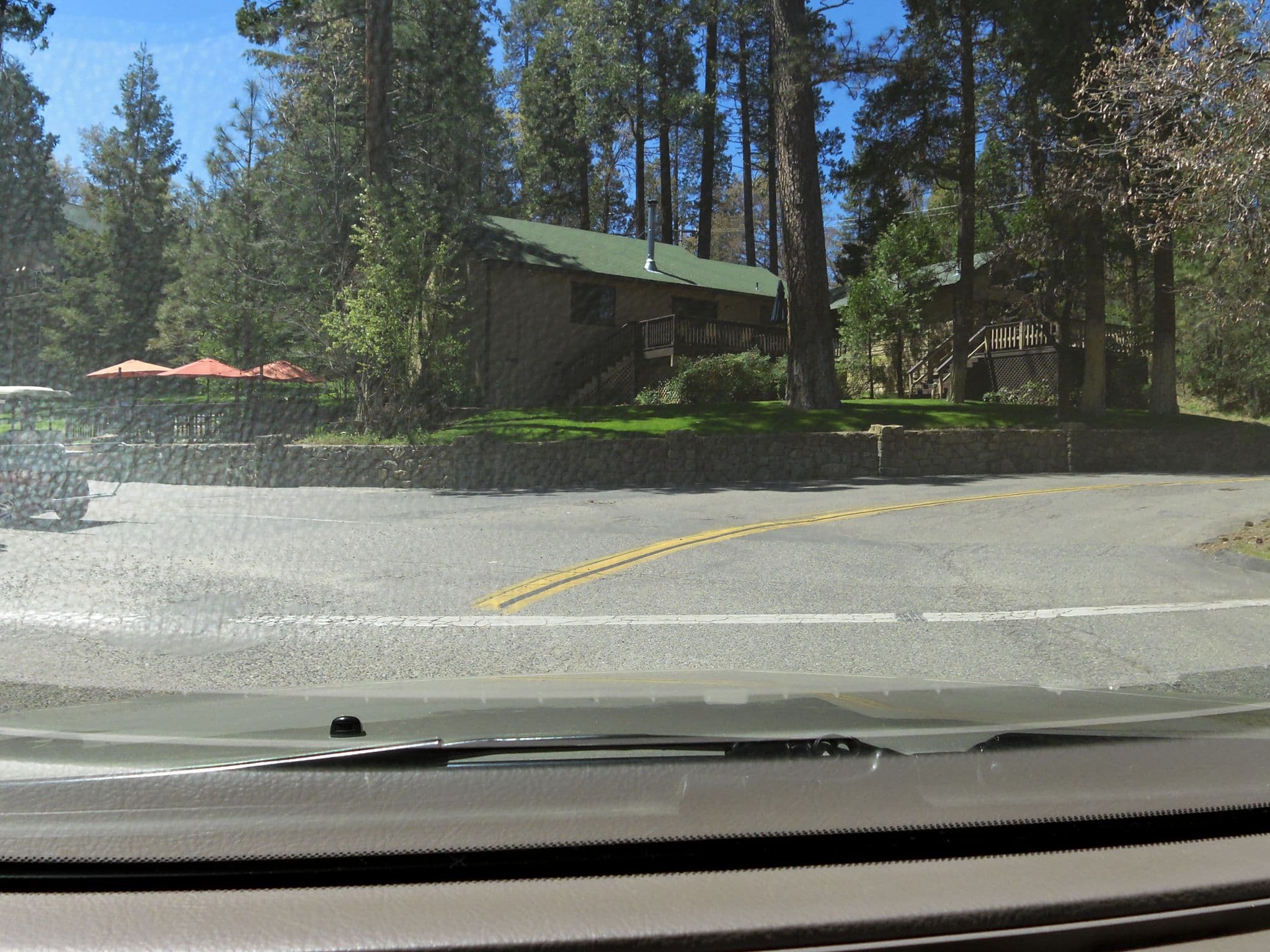 Street view near Miller's Landing Resort, Coarsegold — © clydel (CC BY-SA · Mapillary)