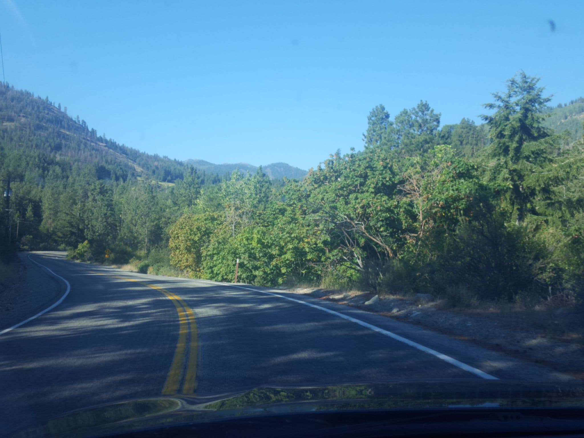 Street view near Twenty-Five Mile Creek State Park Campground, Chelan — © damnitgetmybeer (CC BY-SA · Mapillary)