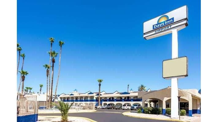 Days Inn Phoenix Airport, Hotel in Central City