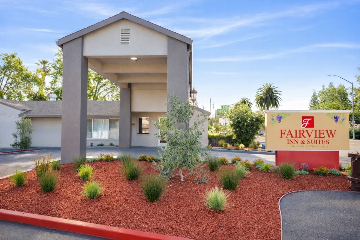 Fairview Inn & Suites, Motel in Healdsburg