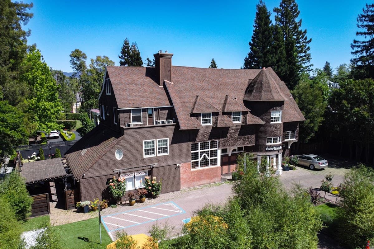 Cedar Gables, Hotel in Napa