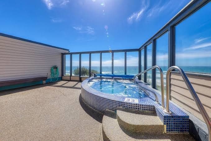 Seahorse Oceanfront Lodging, Hotel in Lincoln City