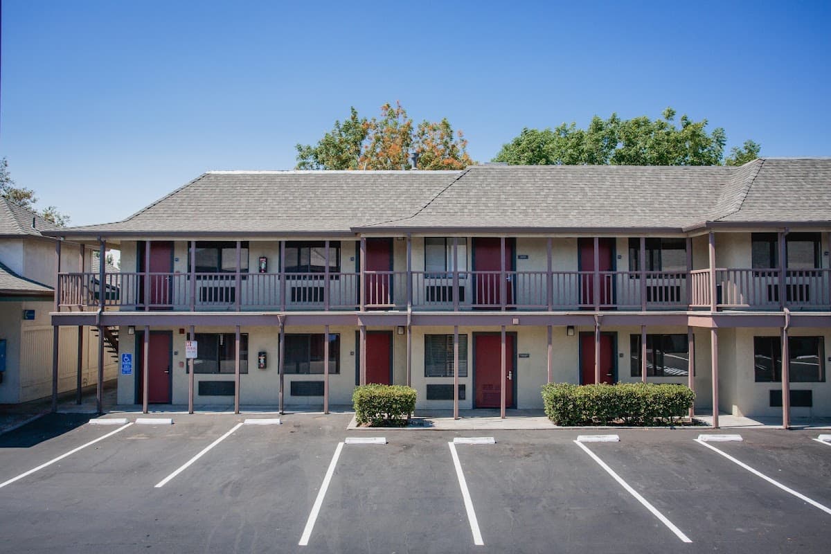 Alura Inn, Hotel in San Jose