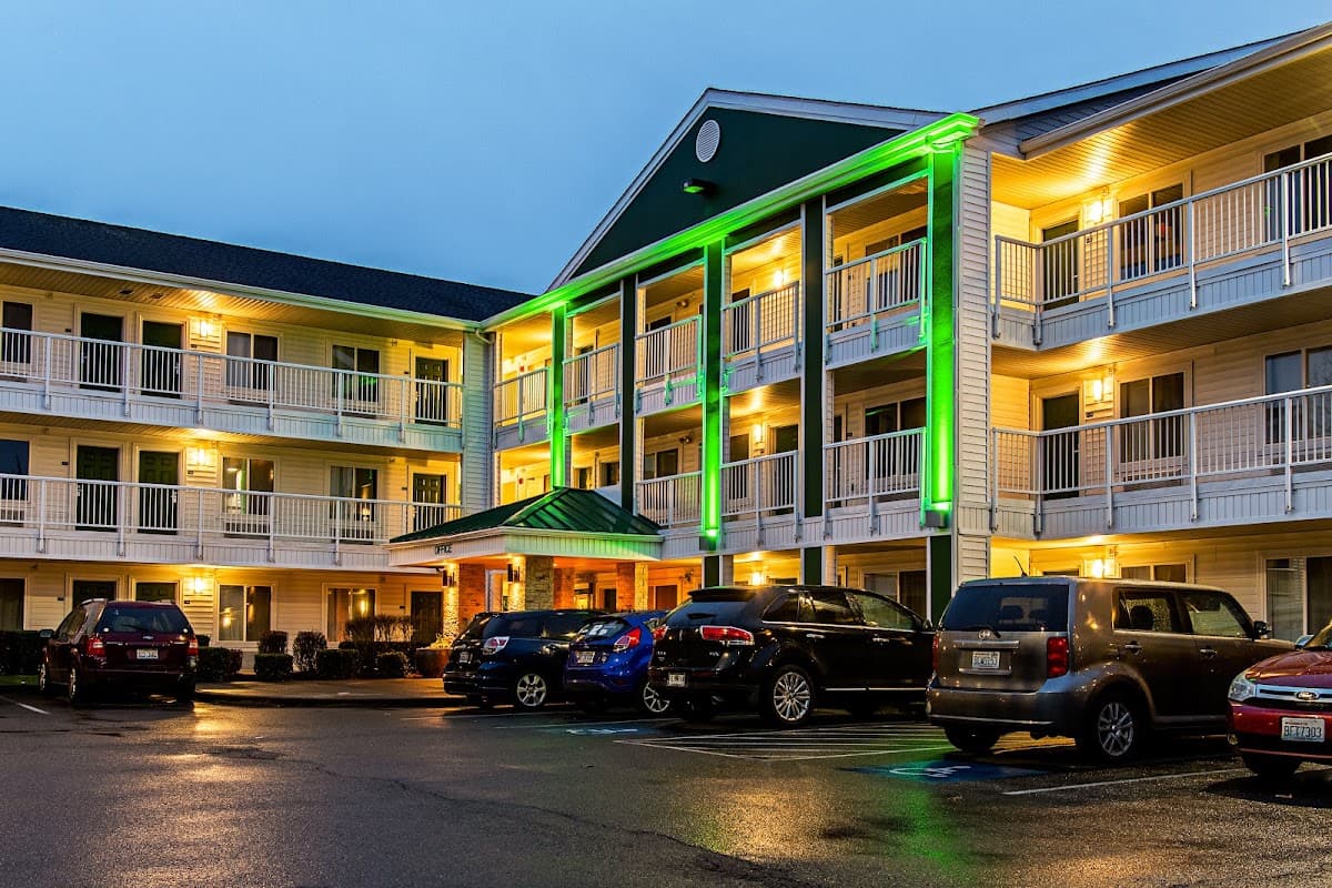 HomeTowne Studios Tacoma - Puyallup, Motel in North Puyallup