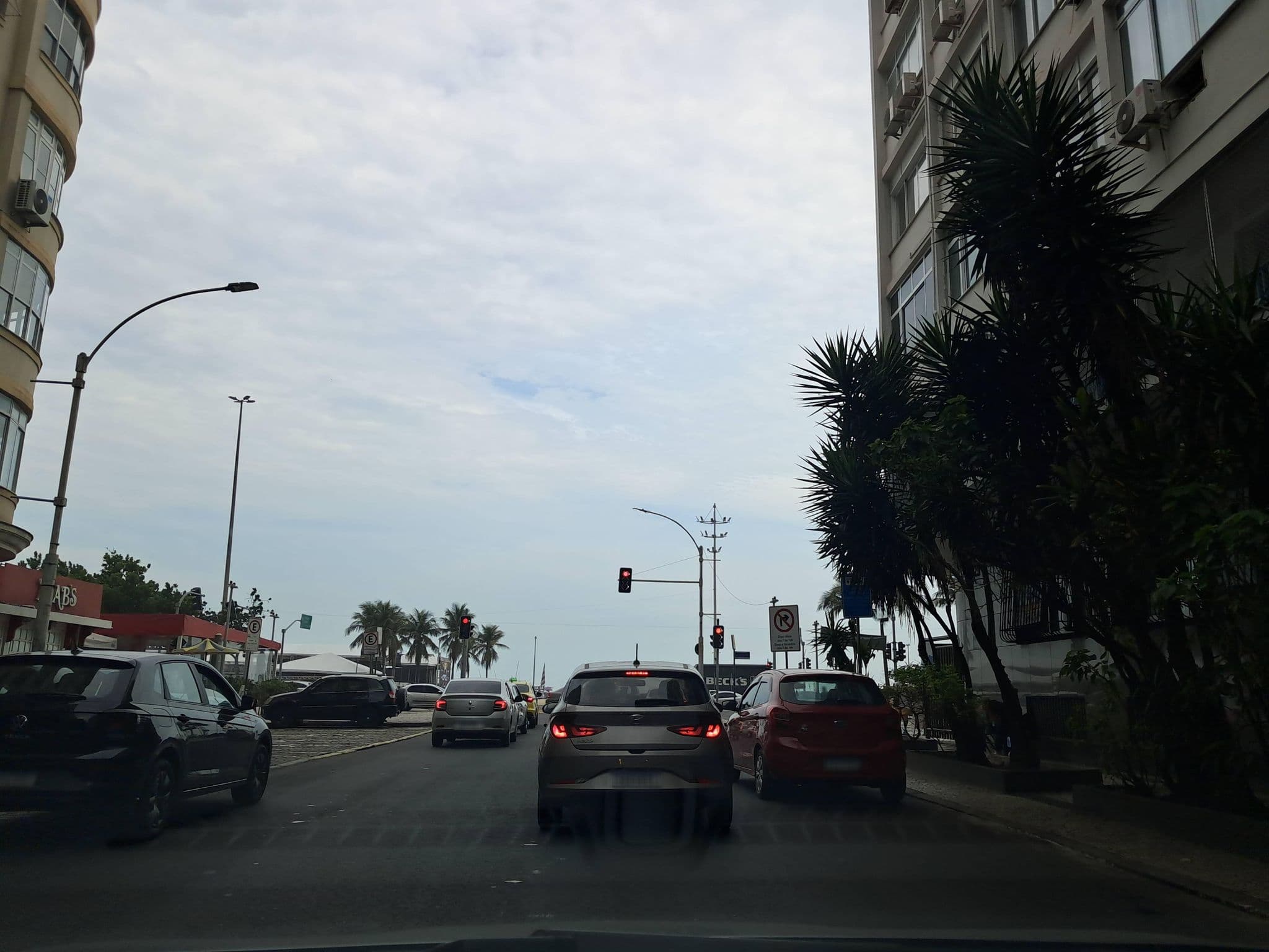 Street view near Studio Copa Clara, Copacabana — © enzostana (CC BY-SA · Mapillary)