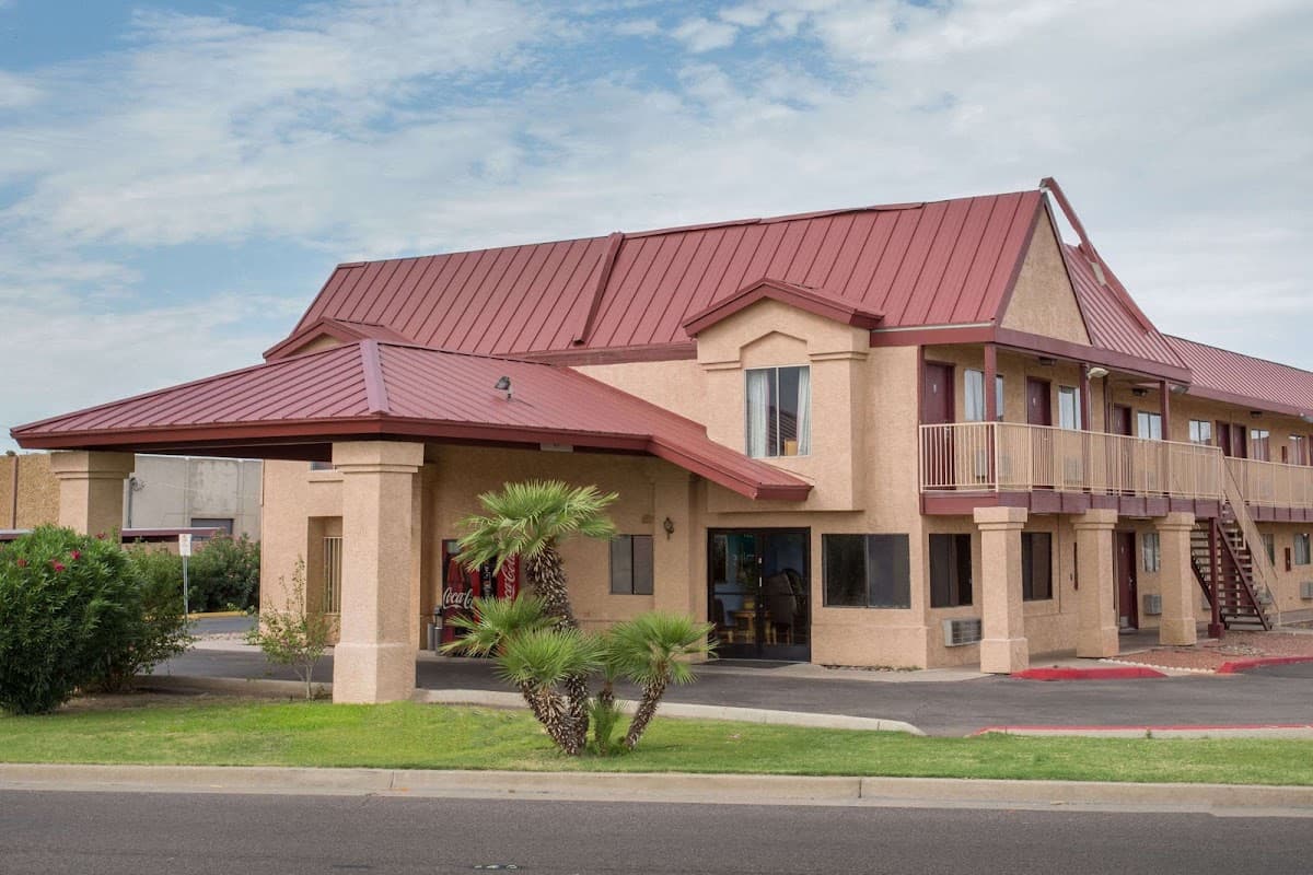 Knights Inn Phoenix at N Black Canyon Hwy, Motel in Encanto
