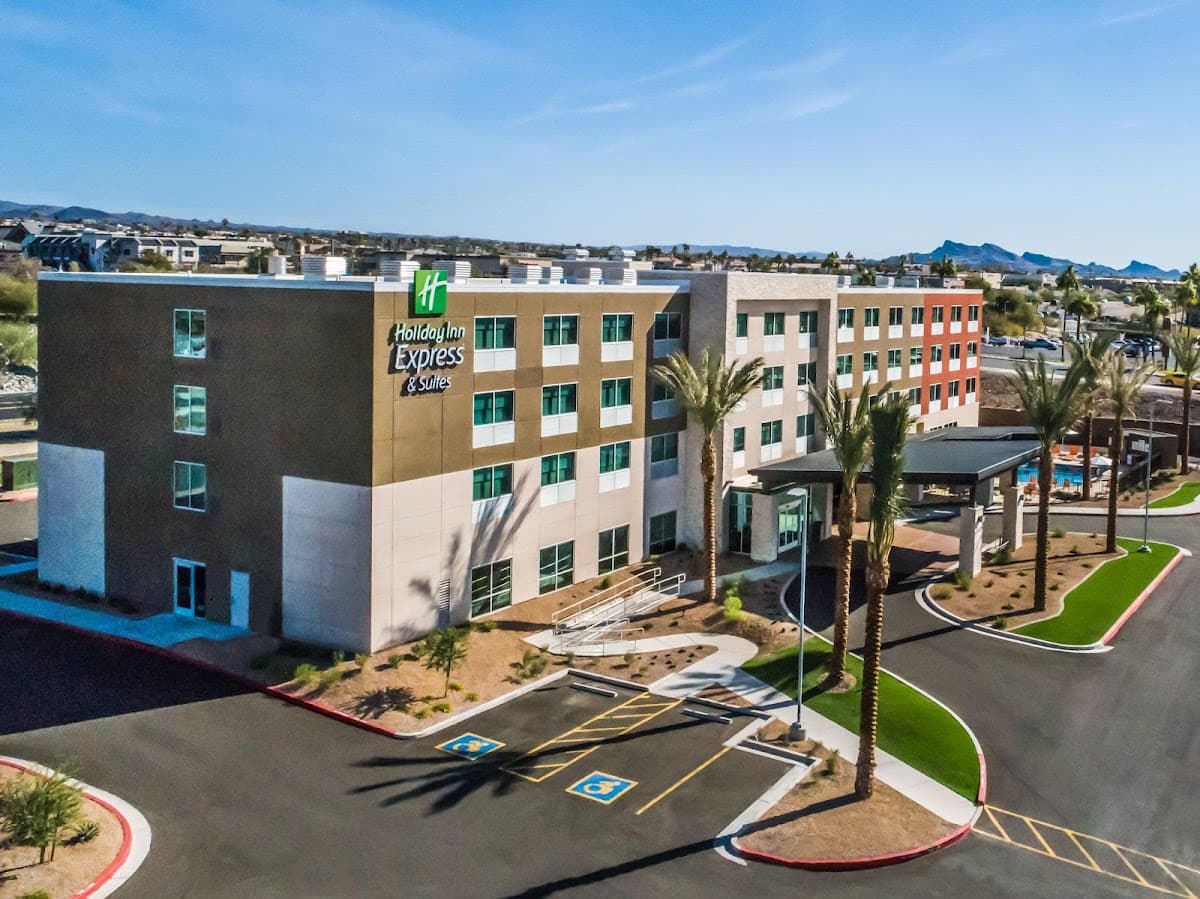 Holiday Inn Express & Suites Lake Havasu - London Bridge, Hotel in Lake Havasu City