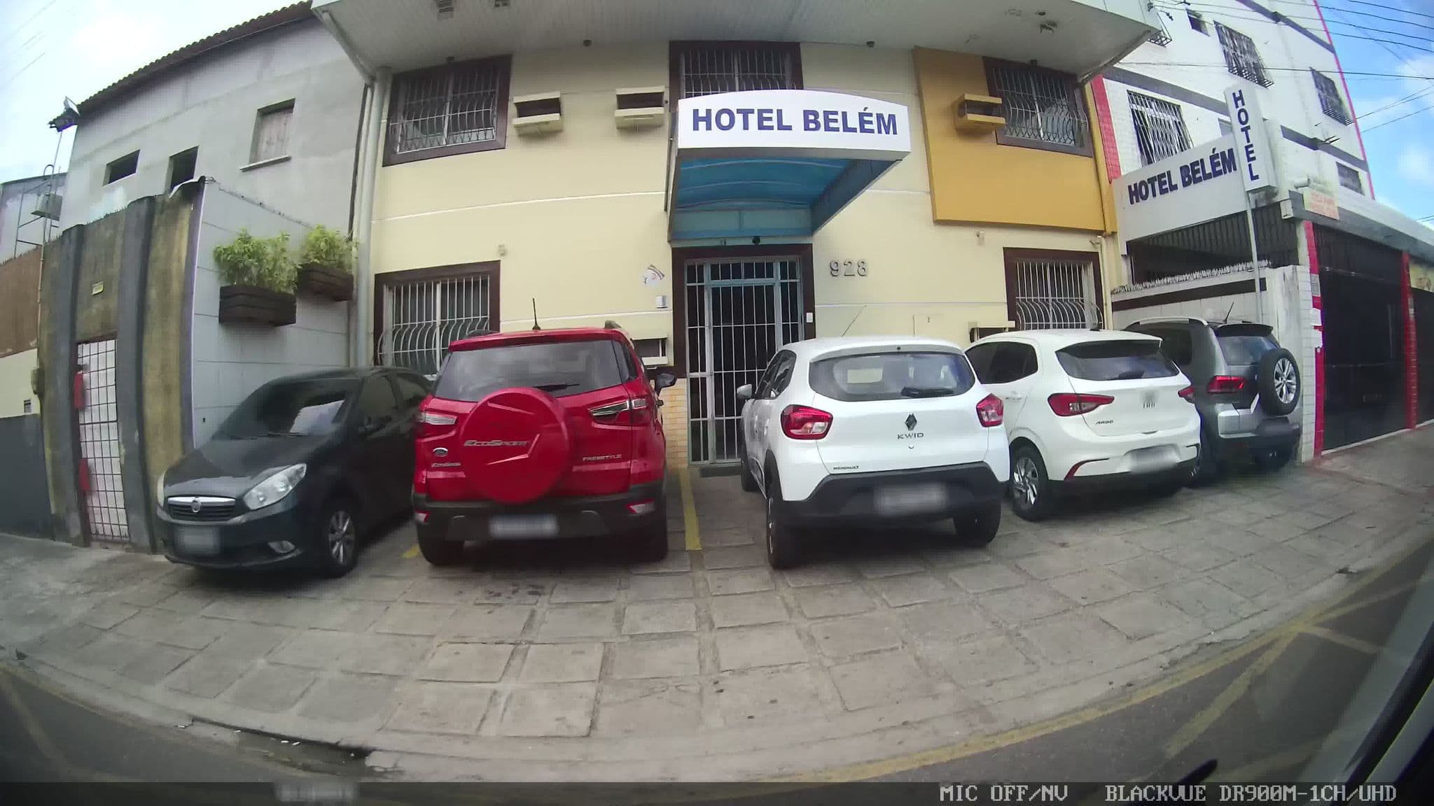 Street view near Hotel Belém, Fortaleza — © kaart_1 (CC BY-SA · Mapillary)