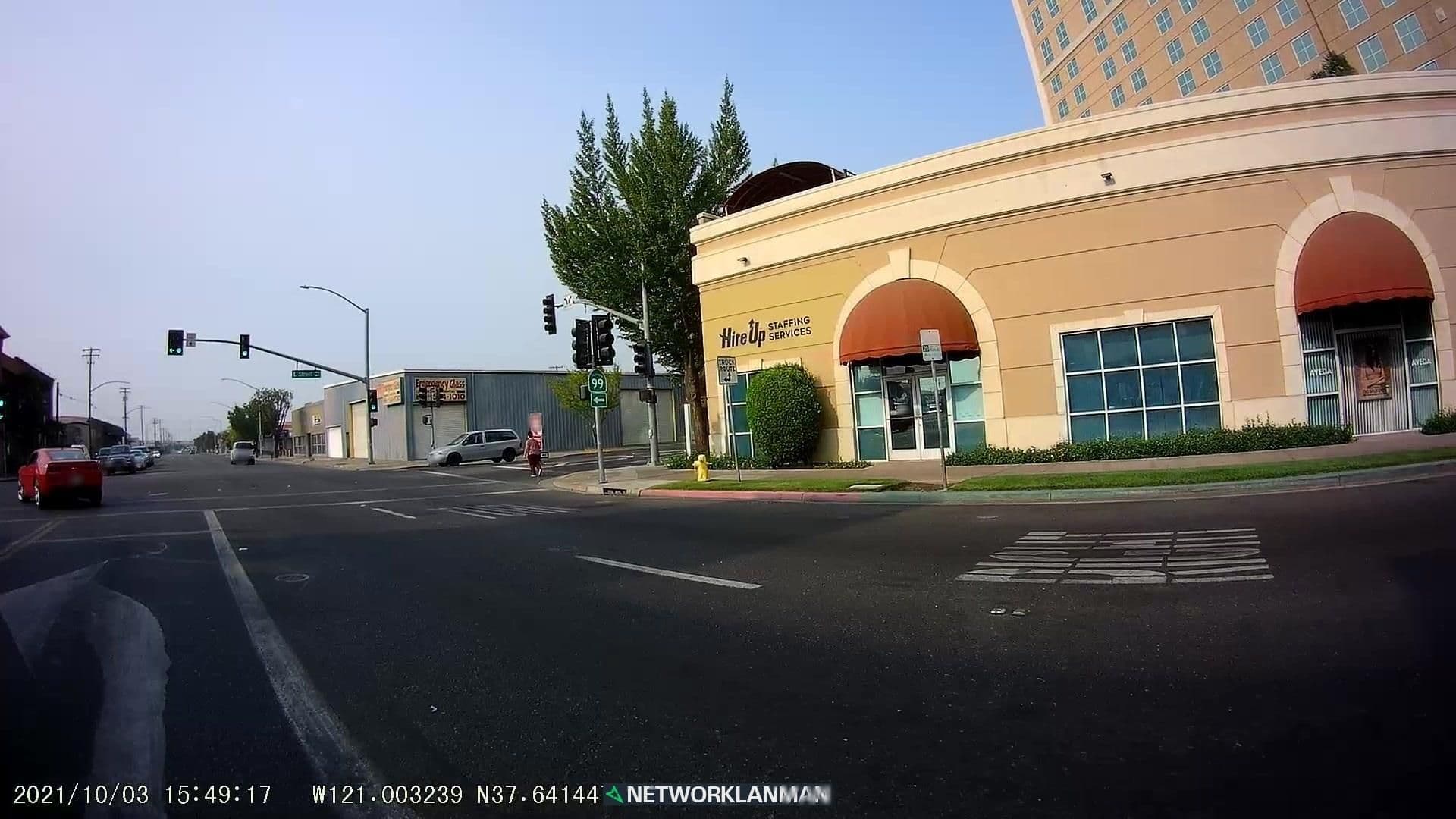 Street view near Double Tree by Hilton Modesto, Modesto — © networklanman (CC BY-SA · Mapillary)
