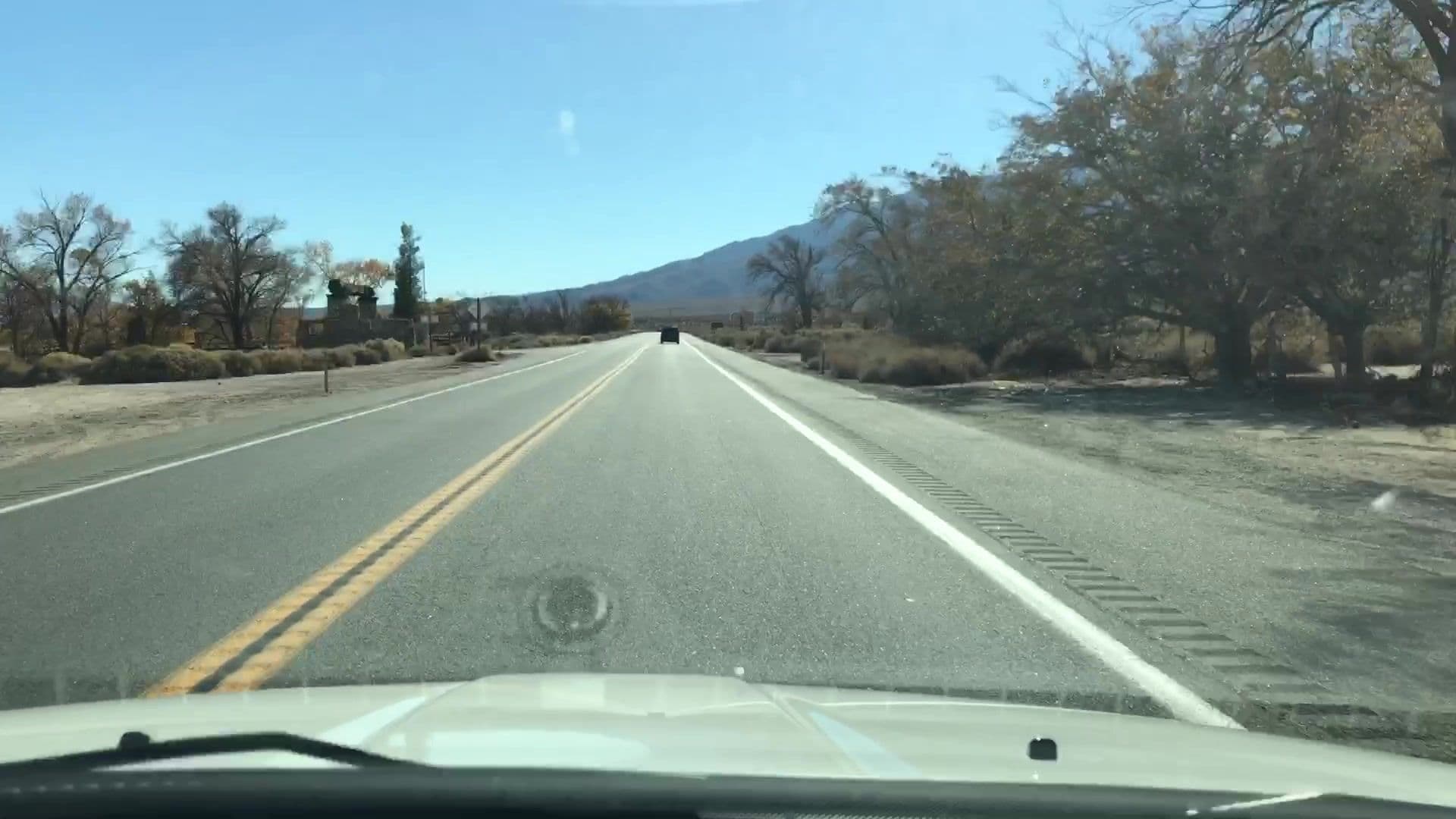 Street view near Lemon Inn, Lone Pine — © lvl5 (CC BY-SA · Mapillary)