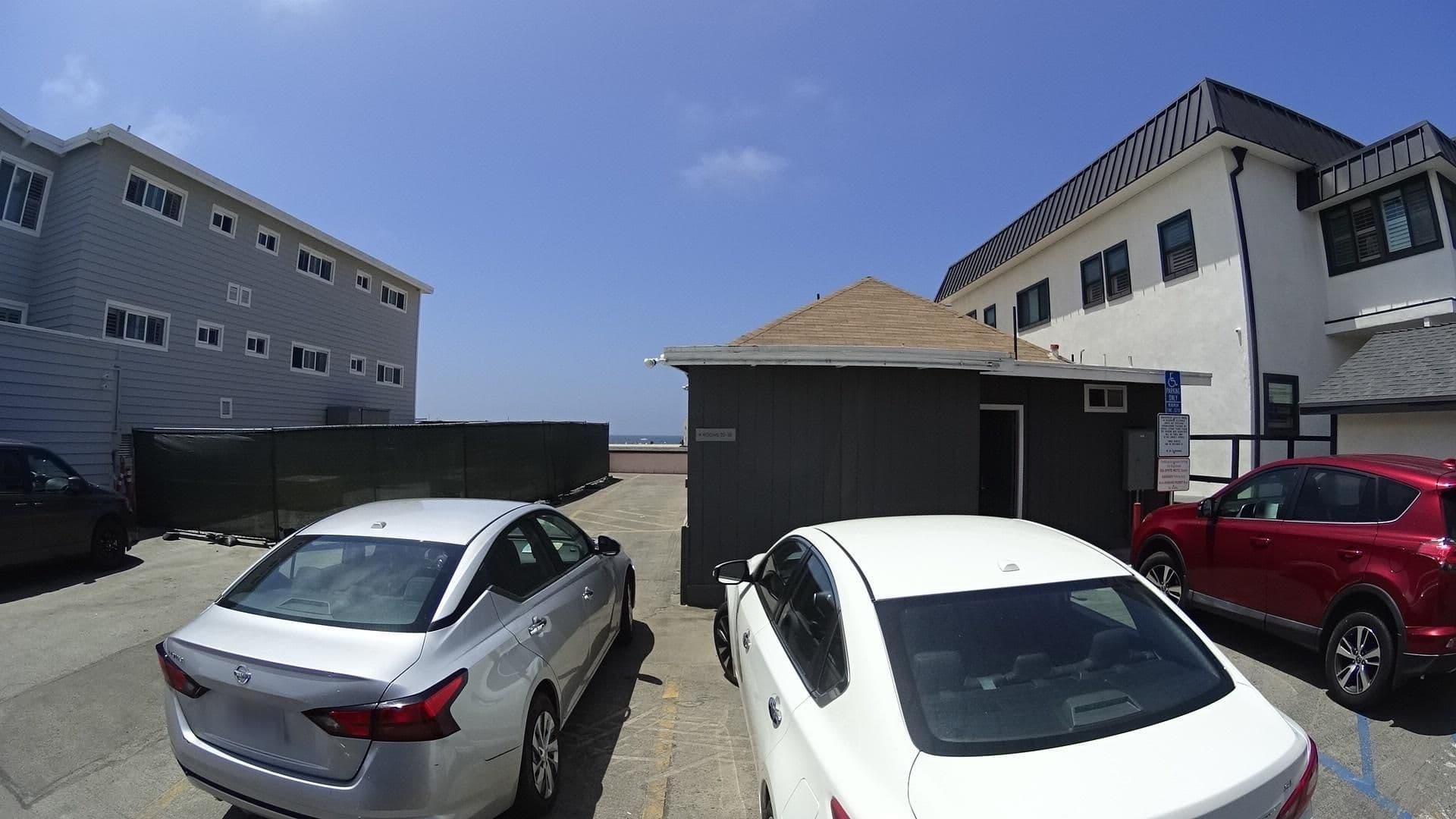 Street view near Sea Sprite, Hermosa Beach — © marker_geo (CC BY-SA · Mapillary)