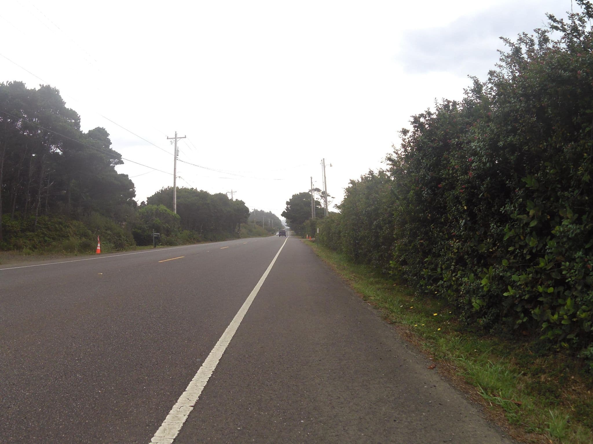 Street view near Sanderling Sea Cottages, Waldport — © andrewsnow (CC BY-SA · Mapillary)